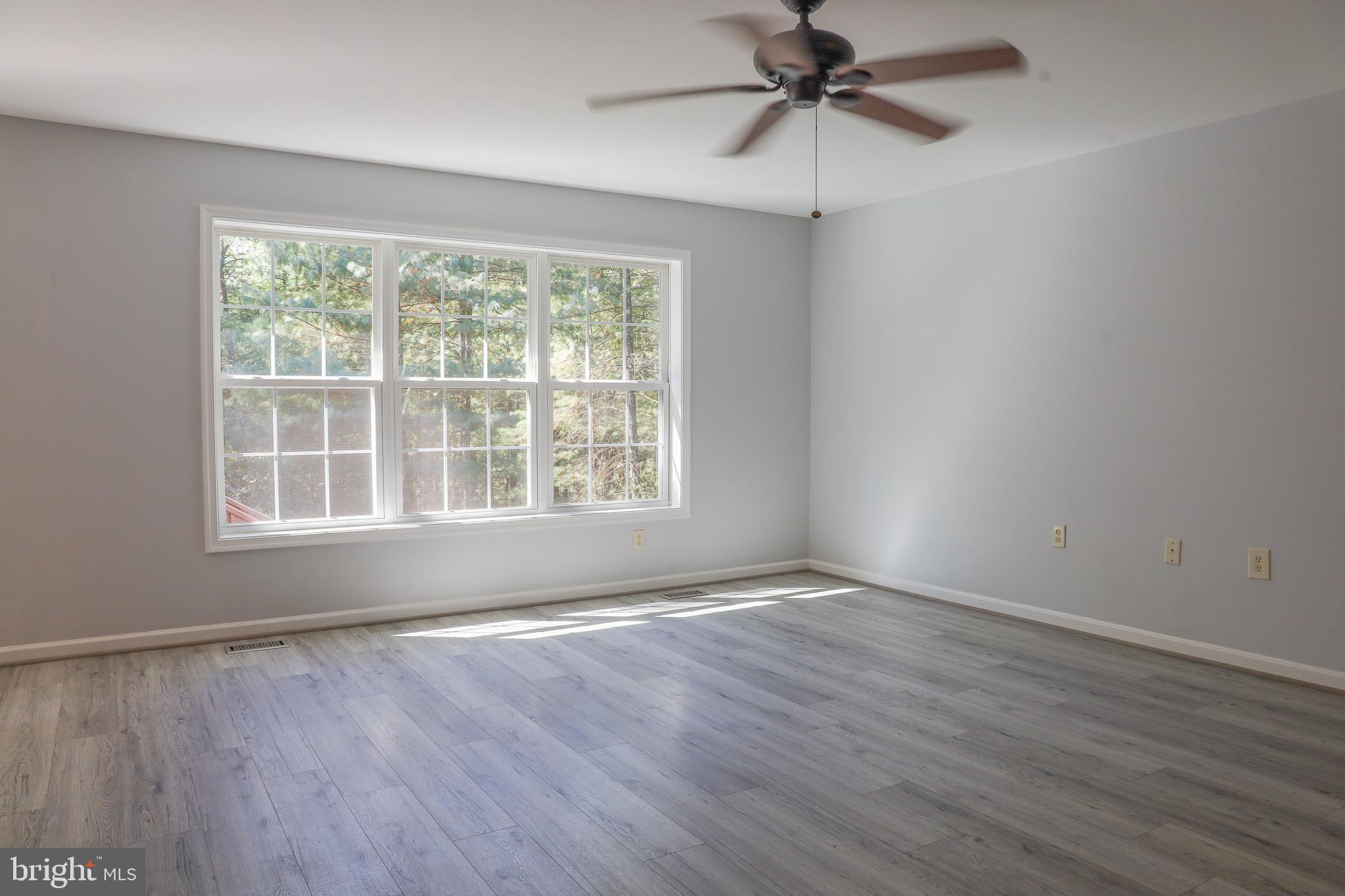 SPRING VALLEY - Residential