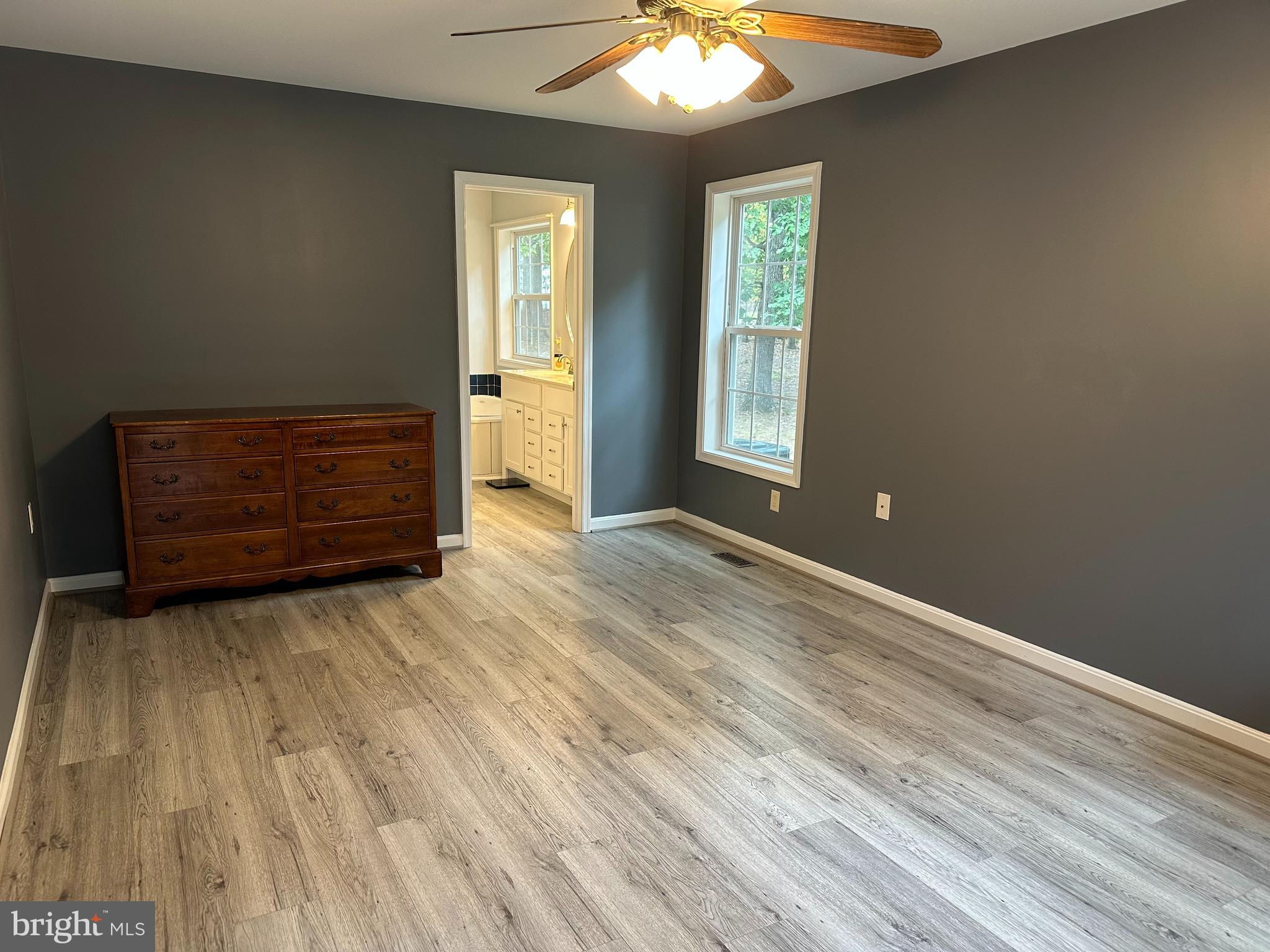 SPRING VALLEY - Residential