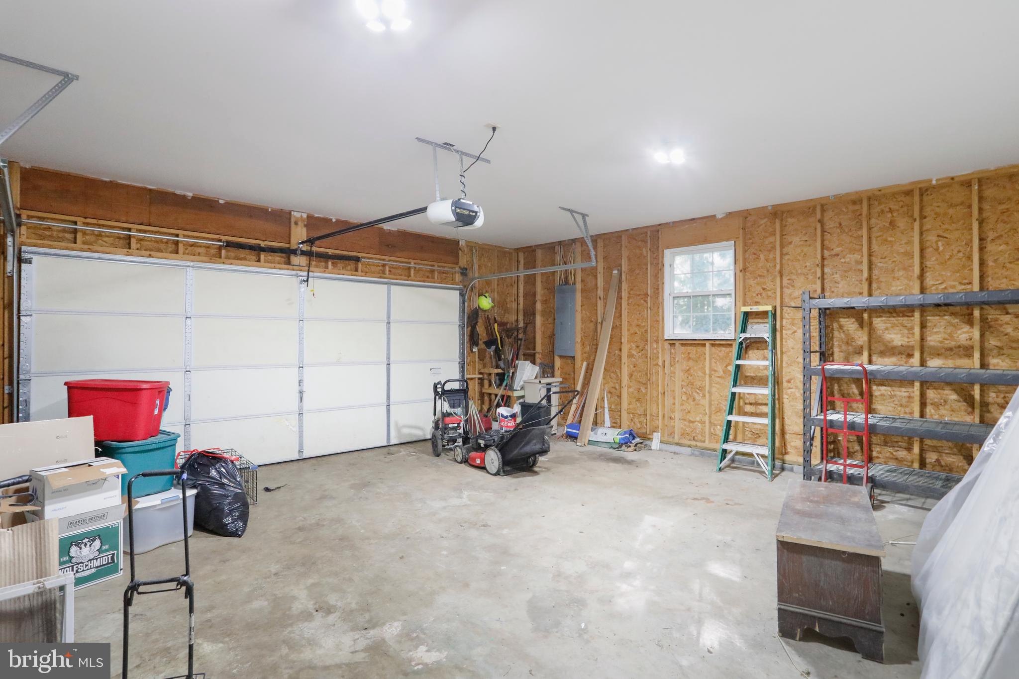 SPRING VALLEY - Residential