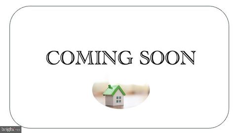 Photo of 8605 Ellis Ford Place, GAINESVILLE, VA 20155 (MLS # VAPW2106940)