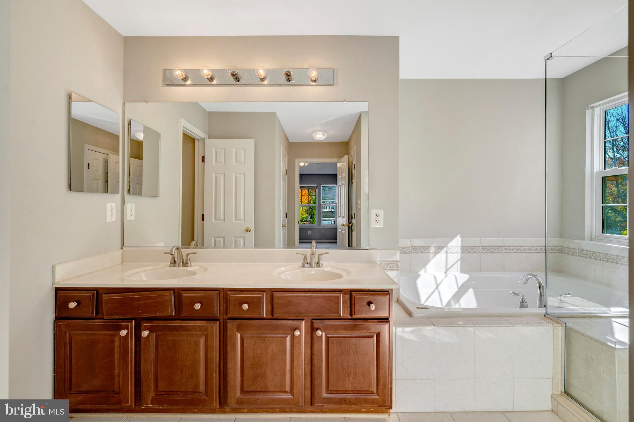 GLENKIRK ESTATES - Residential