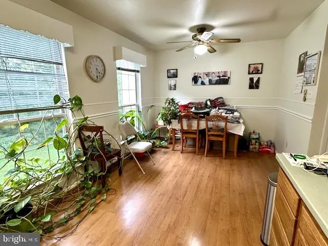 Mantua, New Jersey 08051, United States, 2 Bedrooms Bedrooms, ,3 BathroomsBathrooms,Residential,Active,220947