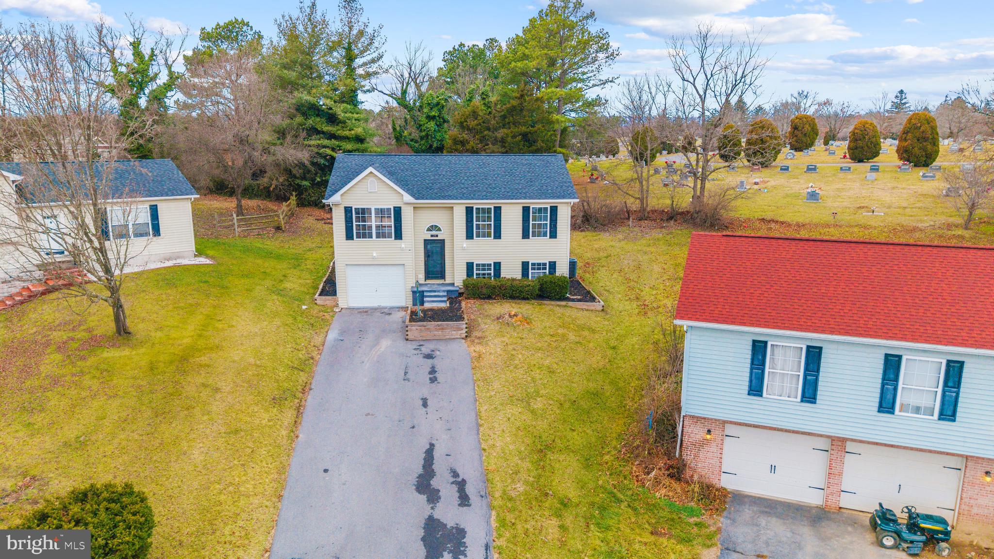 WILDFLOWER CREEK ESTATES - Residential