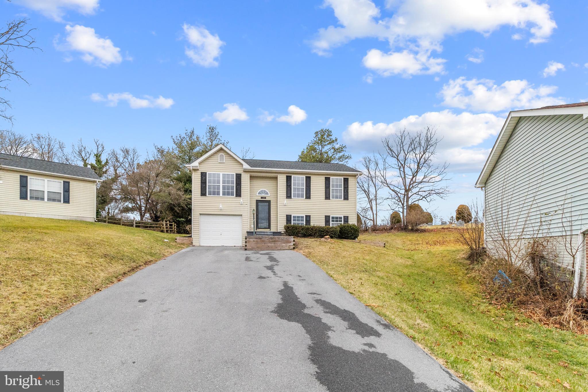 WILDFLOWER CREEK ESTATES - Residential