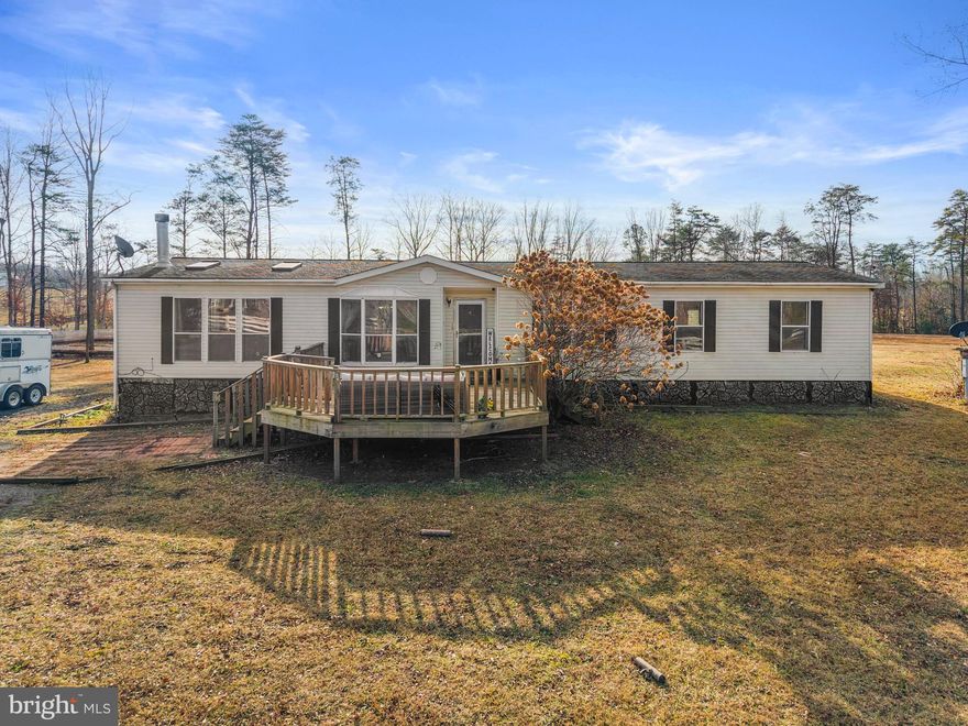 Discover the possibilities with this incredible 6- acre property in Fauquier County! Featuring a horse arena, mostly cleared land with some wooded areas, this property offers endless potential for a fixer-up or a custom dream home. Perfect for those who love the outdoors, value privacy, and want space to roam all while staying conveniently close to Stafford, prince William, and Spotsylvania counties. Don't miss this rare chance to own your county oasis with room to grow and create! Schedule a Tour!