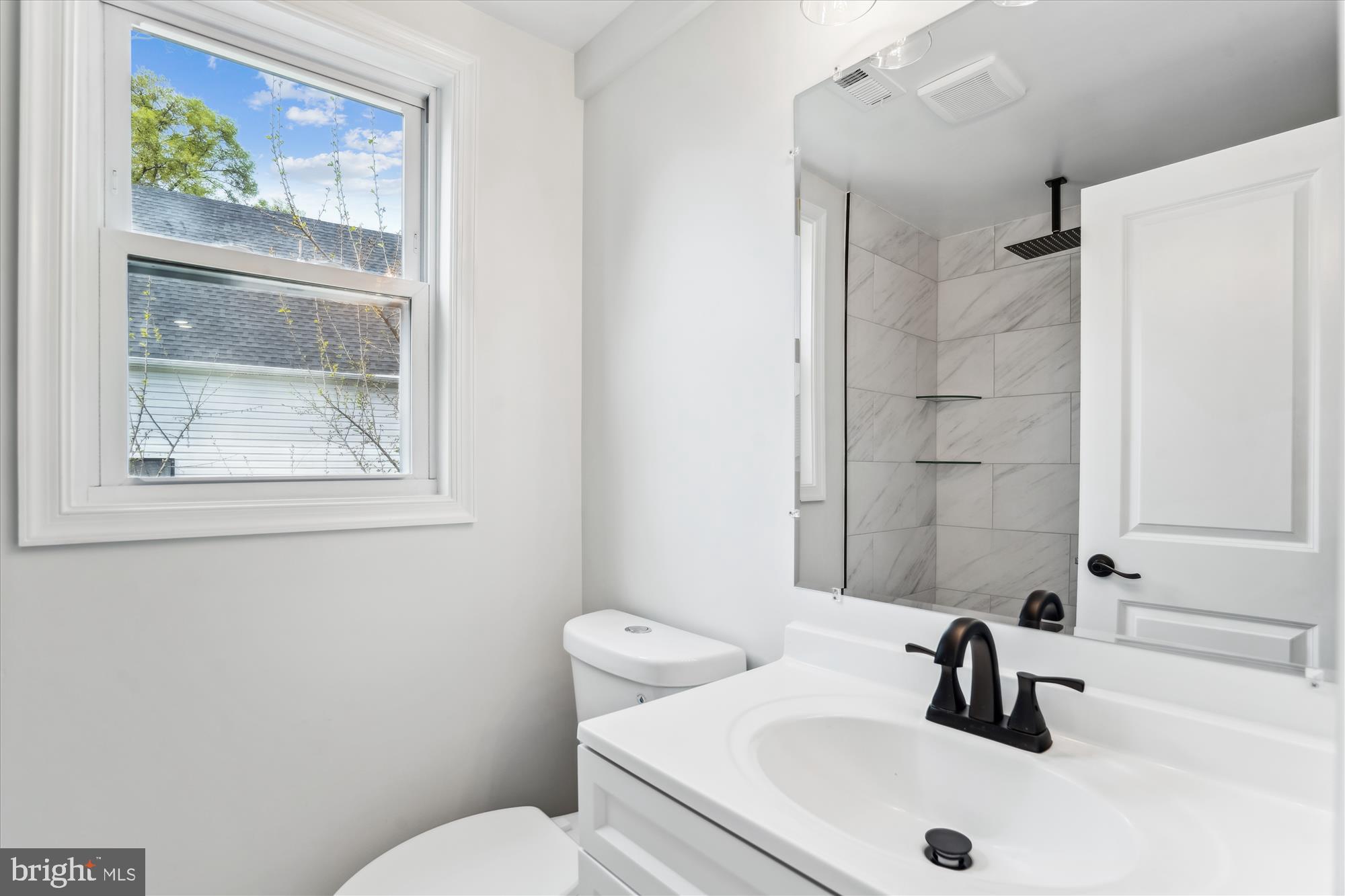 RIVERDALE - Residential