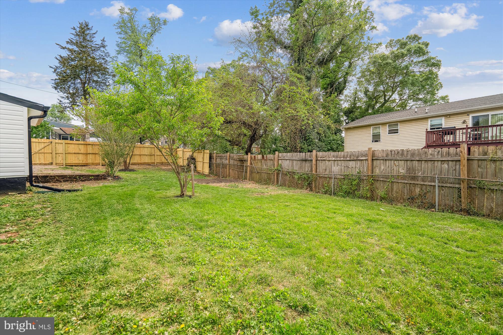 RIVERDALE - Residential