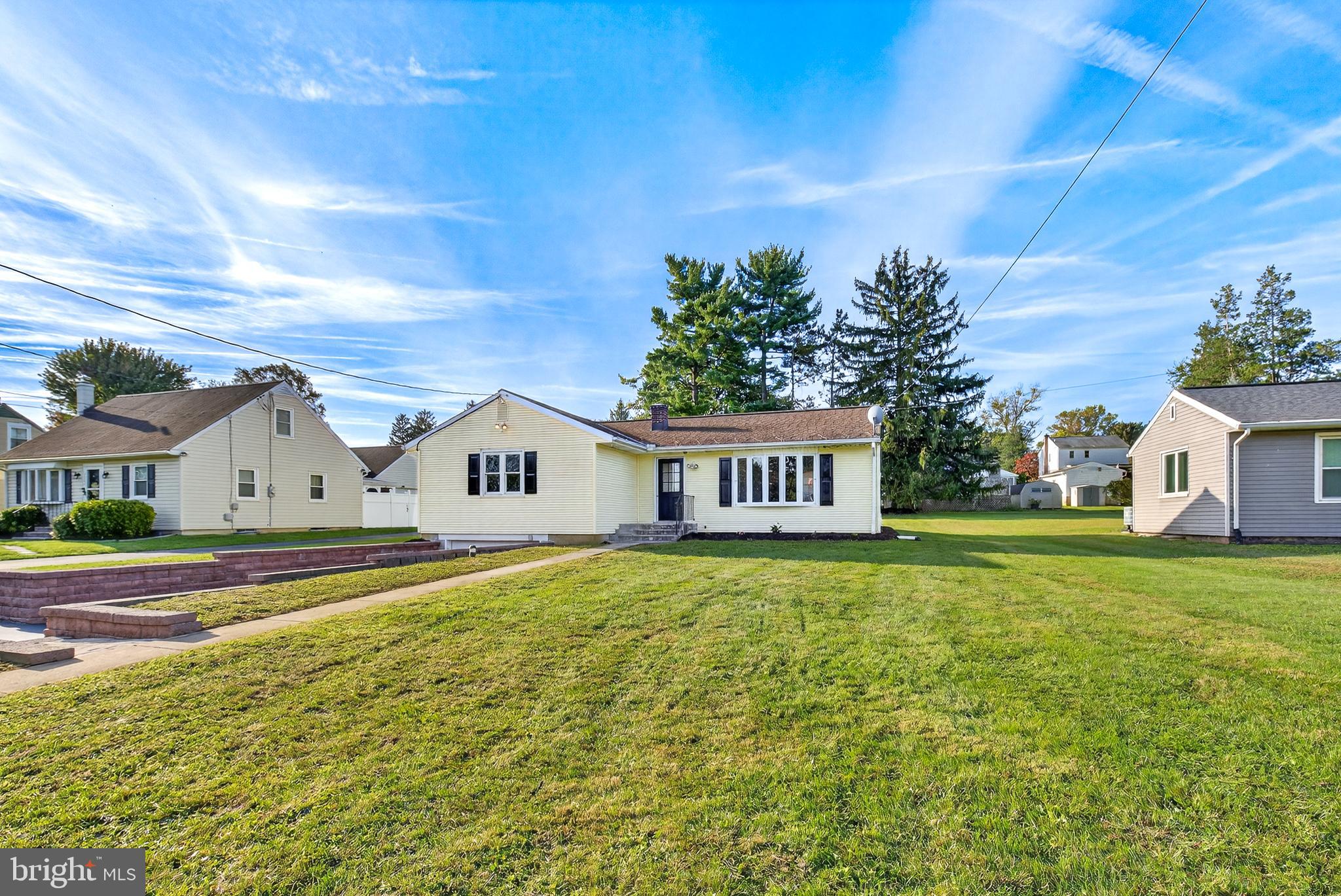 1930 MANOR RIDGE DRIVE