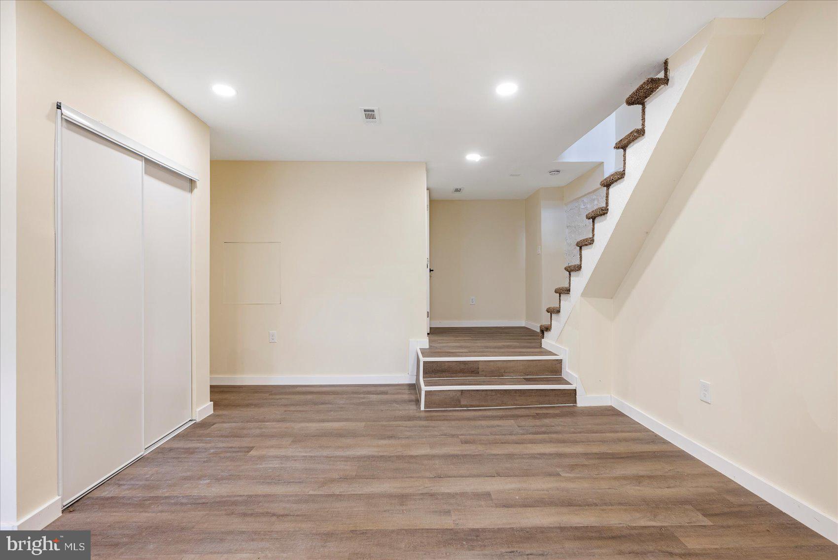 FOREST PARK - Residential