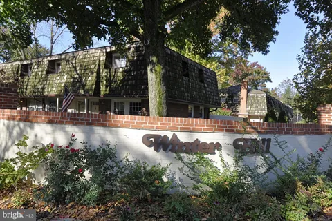 434 Hampton Court, Falls Church, VA 22046 - MLS#: VAFA2002776
