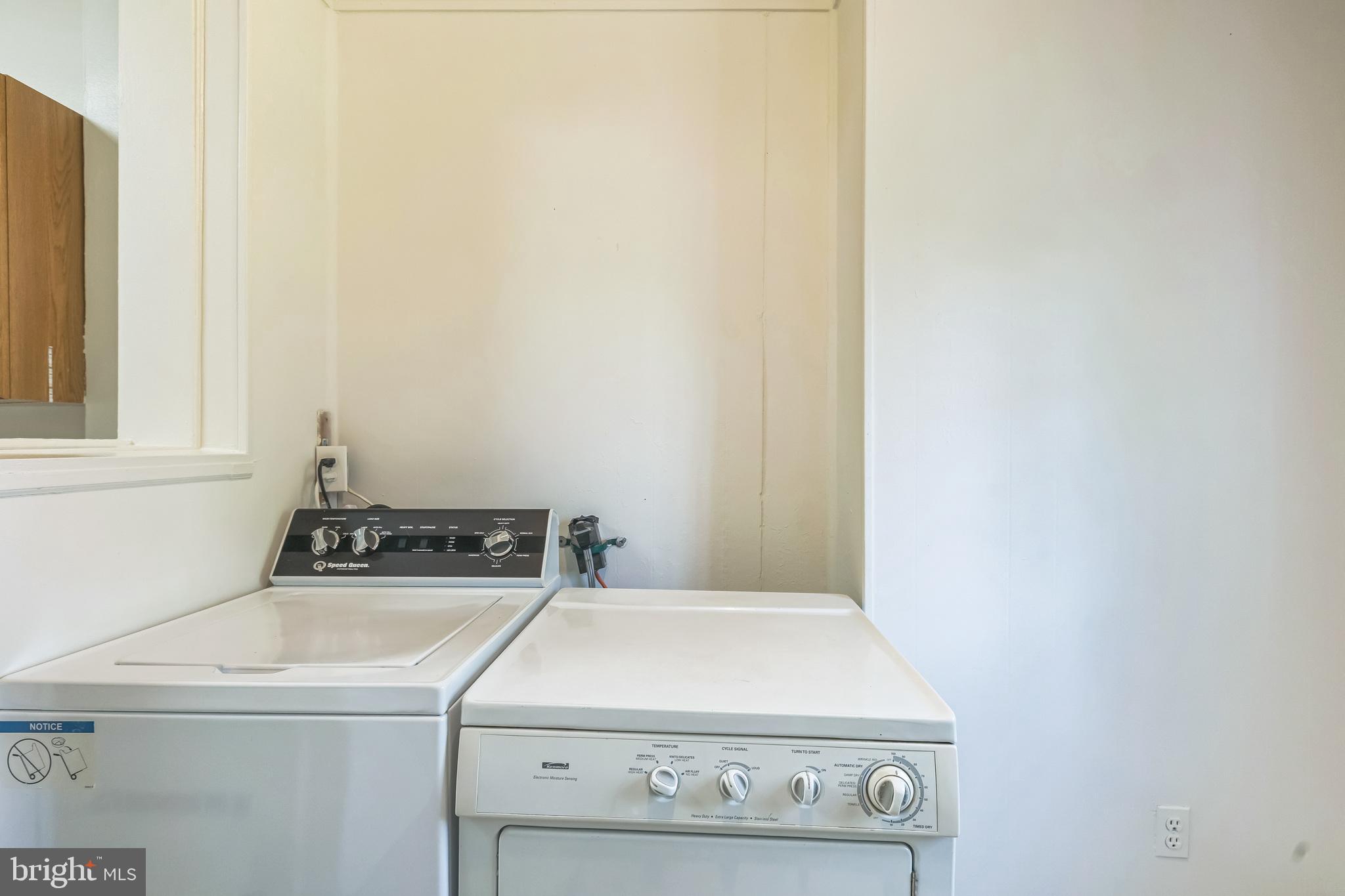 PETWORTH - Residential Lease