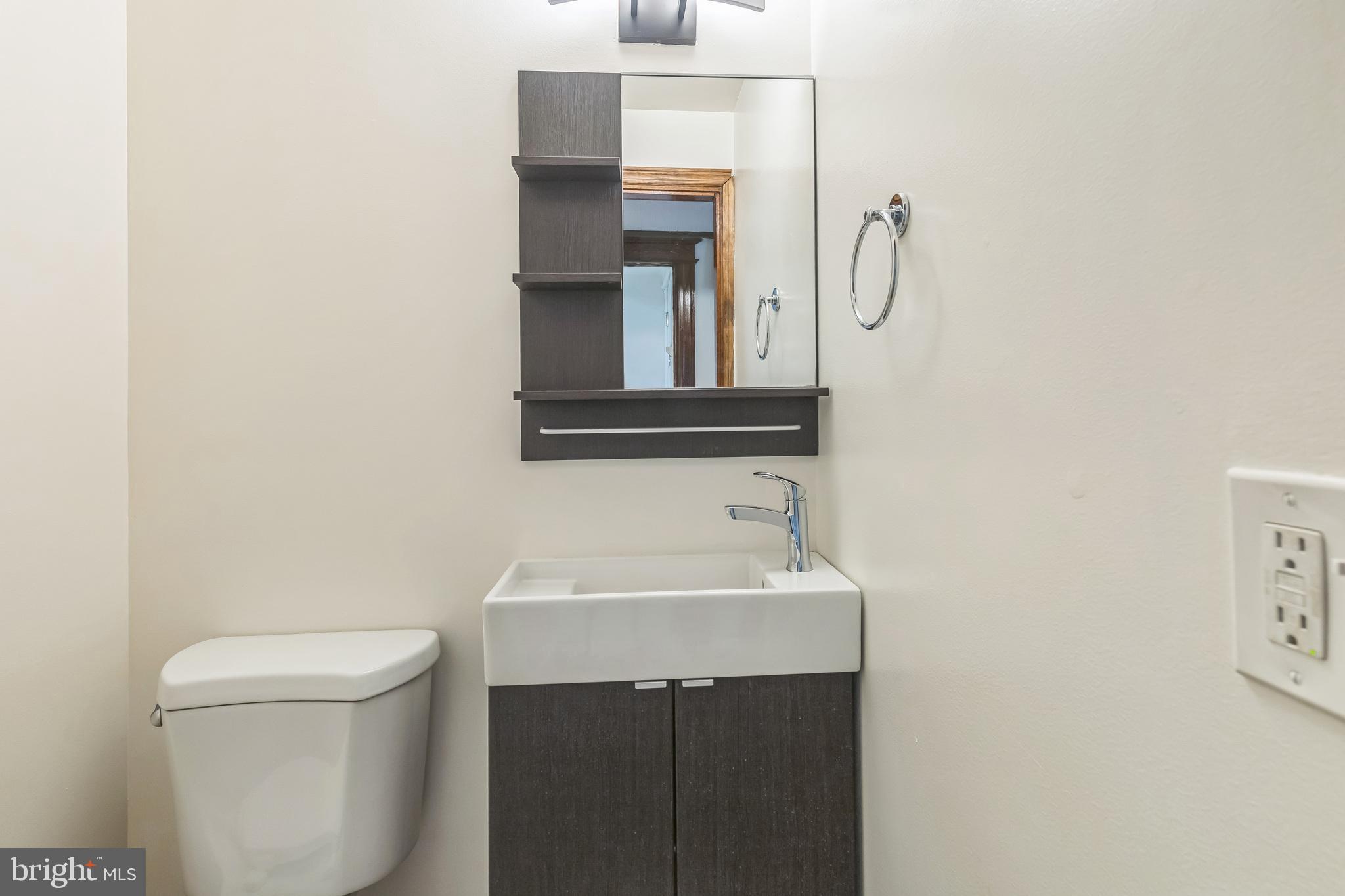 PETWORTH - Residential Lease