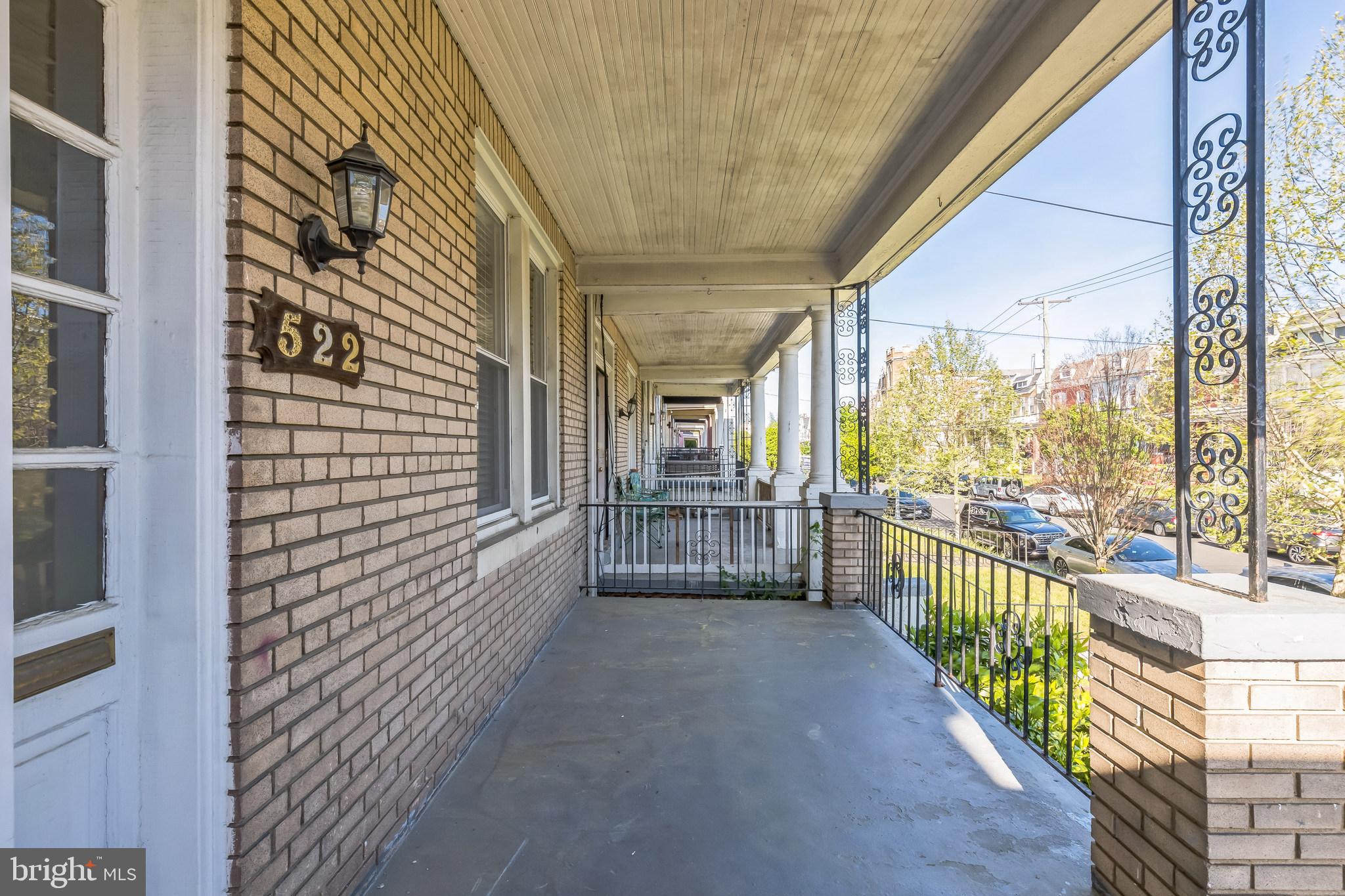 PETWORTH - Residential Lease