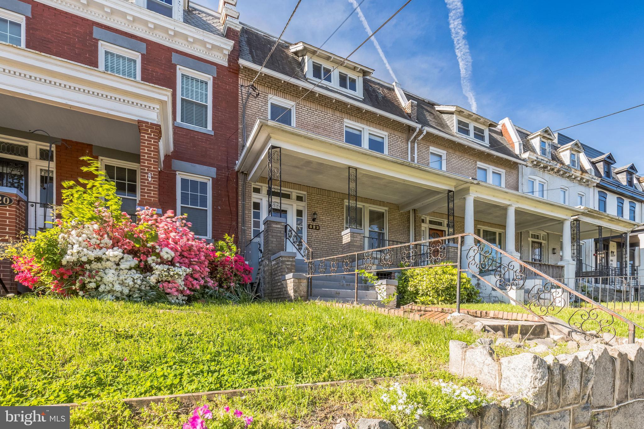 PETWORTH - Residential Lease