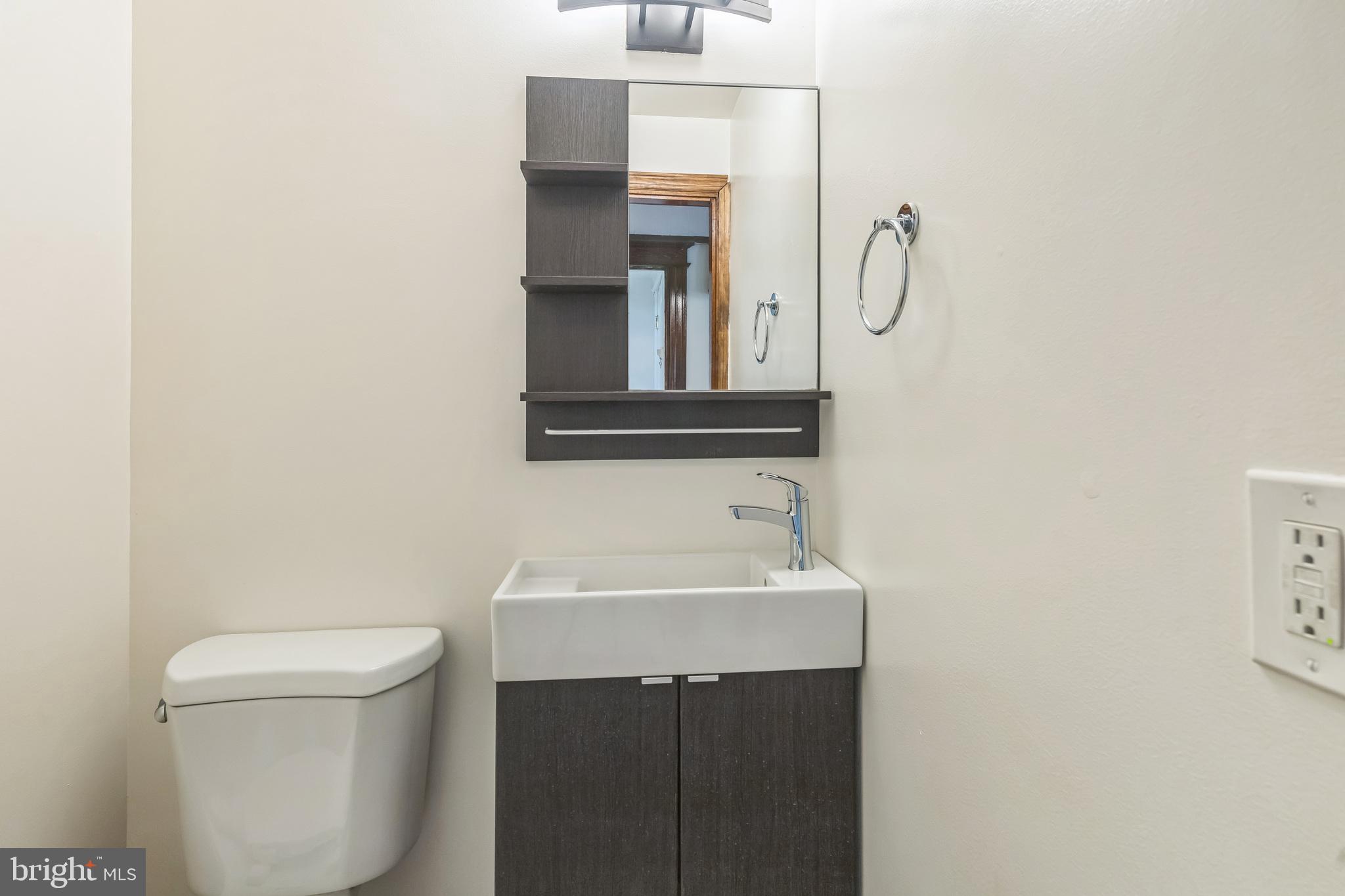 PETWORTH - Residential Lease