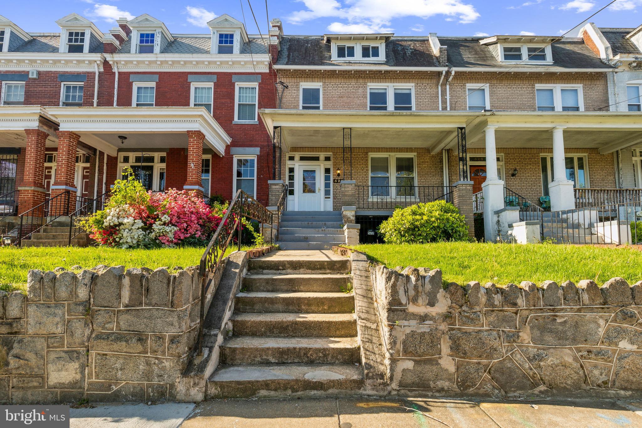 PETWORTH - Residential Lease