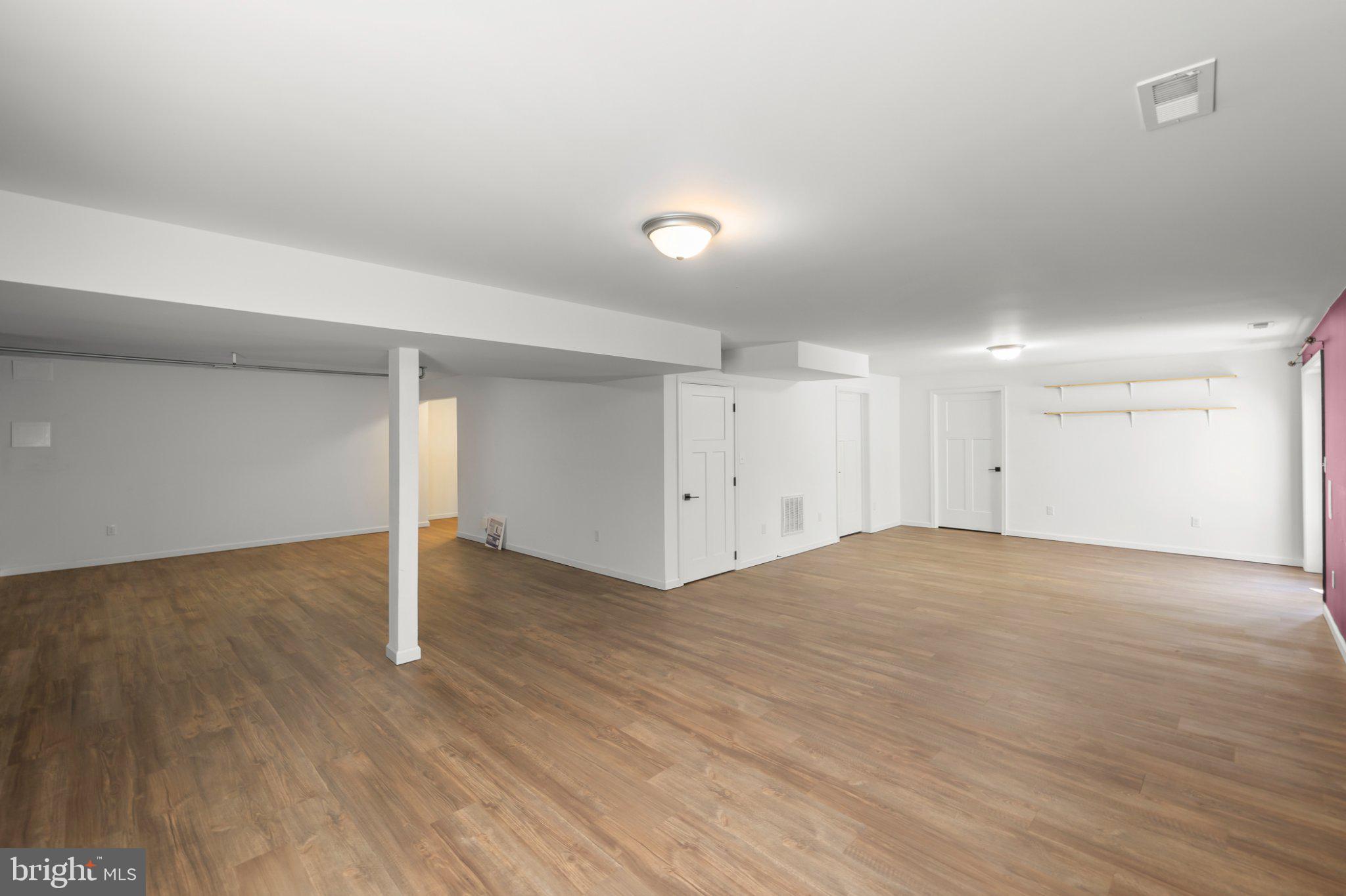 LAKE HOLIDAY ESTATES - Residential