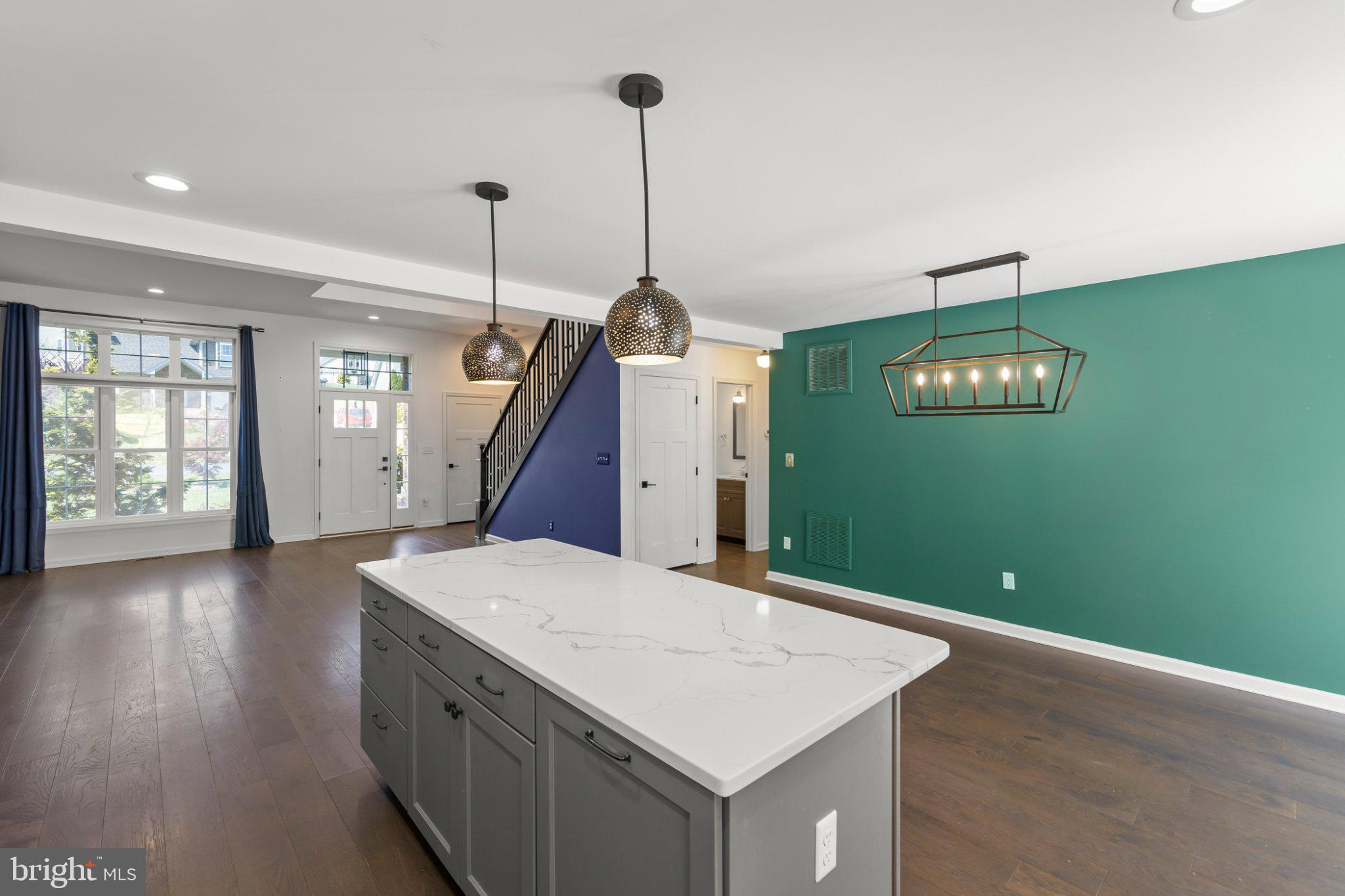 LAKE HOLIDAY ESTATES - Residential