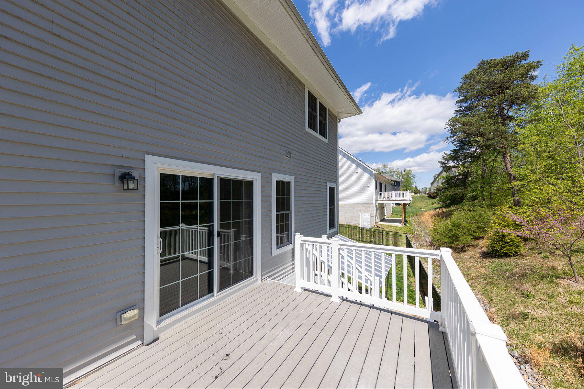 LAKE HOLIDAY ESTATES - Residential