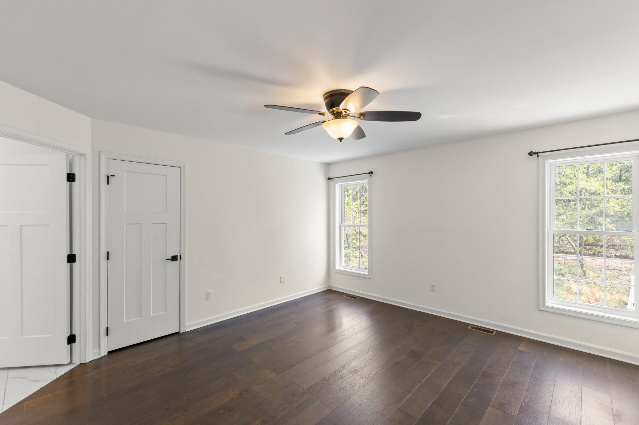 LAKE HOLIDAY ESTATES - Residential