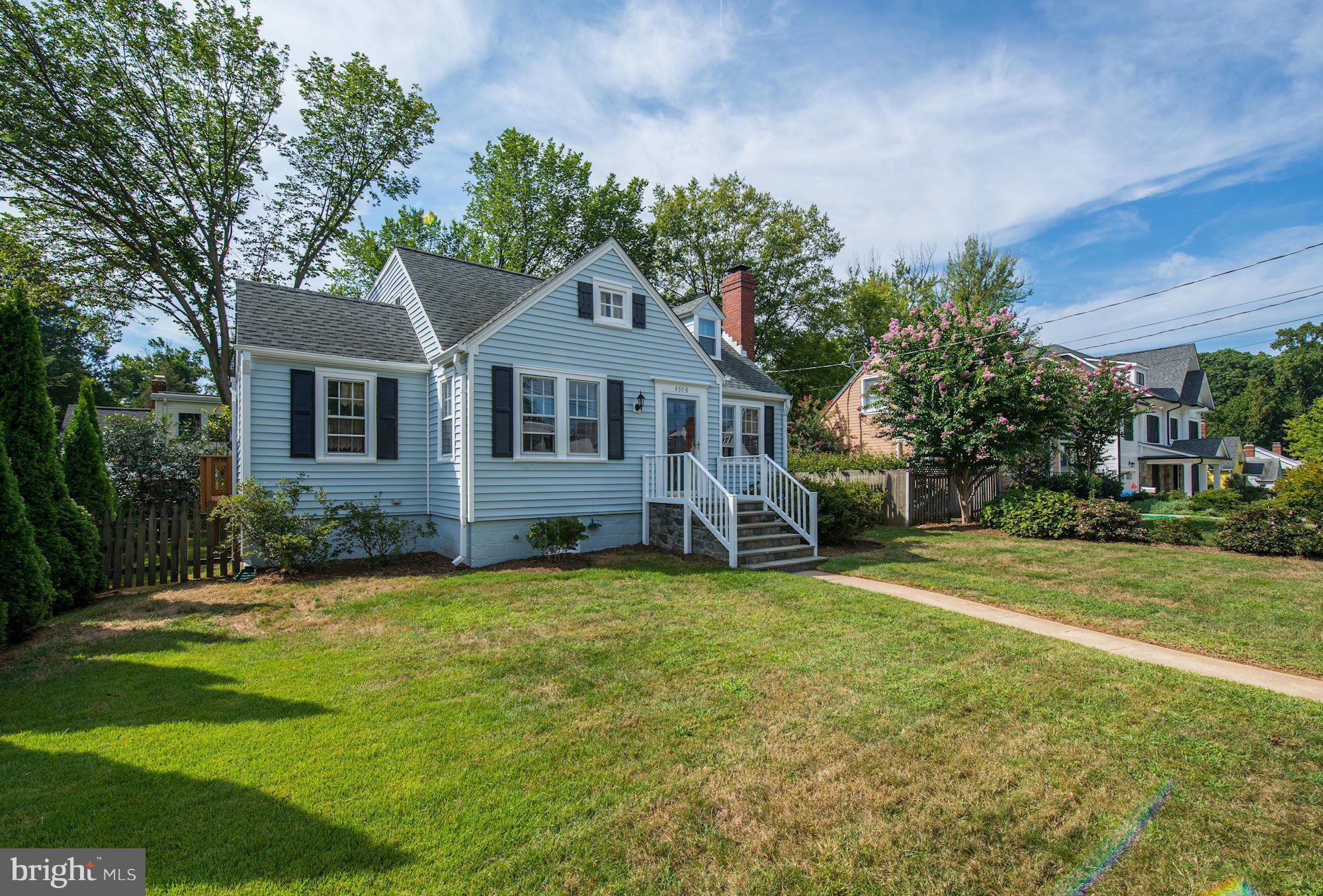 GLENBROOK VILLAGE - Residential