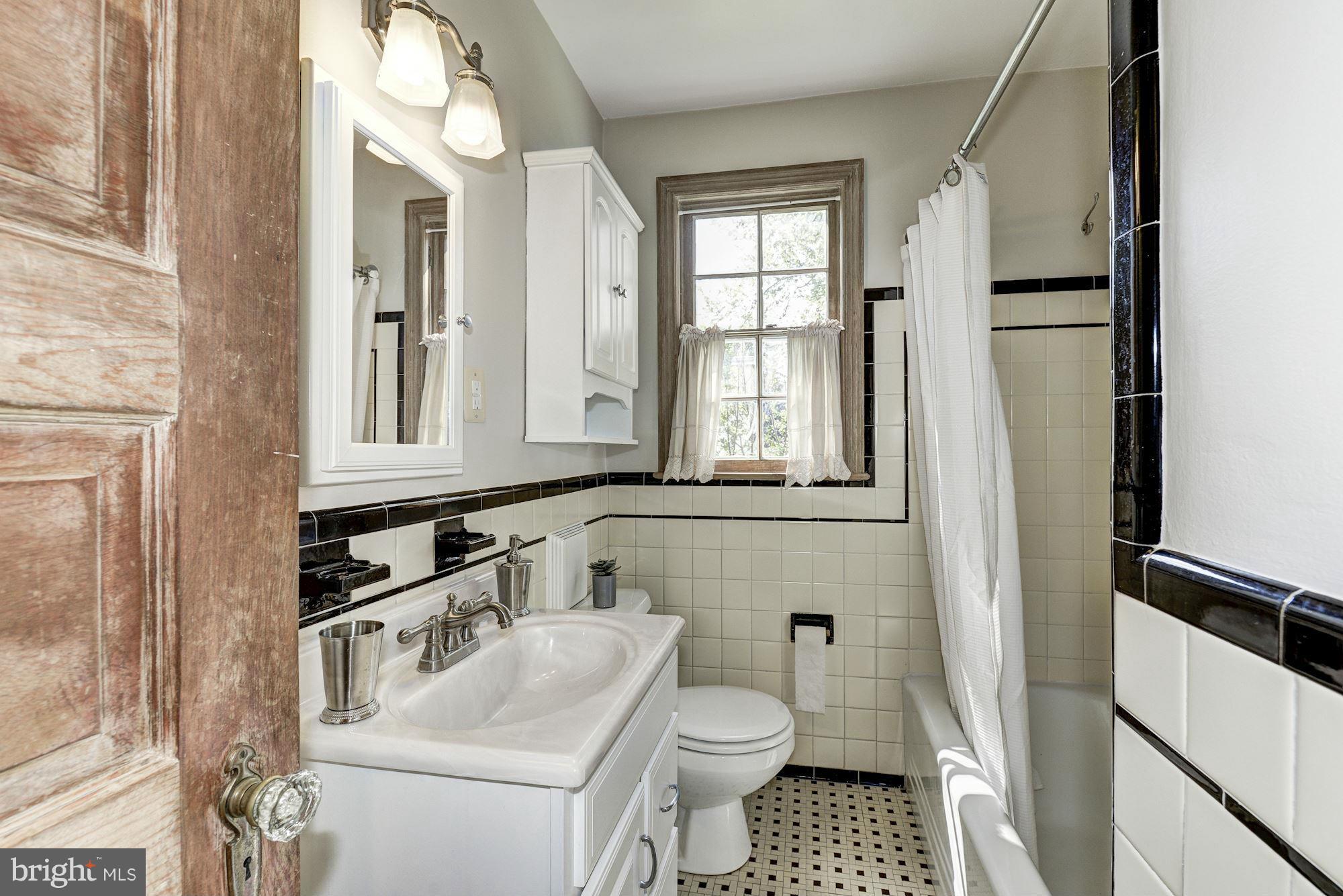 GLENBROOK VILLAGE - Residential