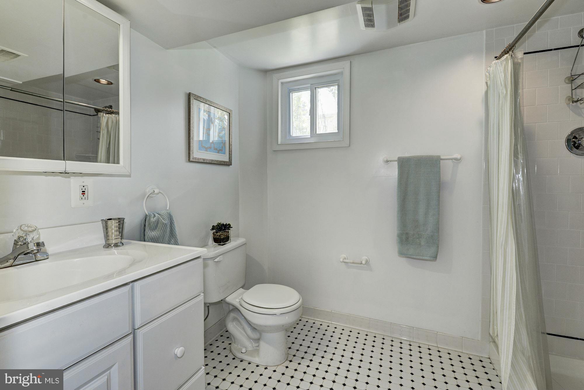 GLENBROOK VILLAGE - Residential