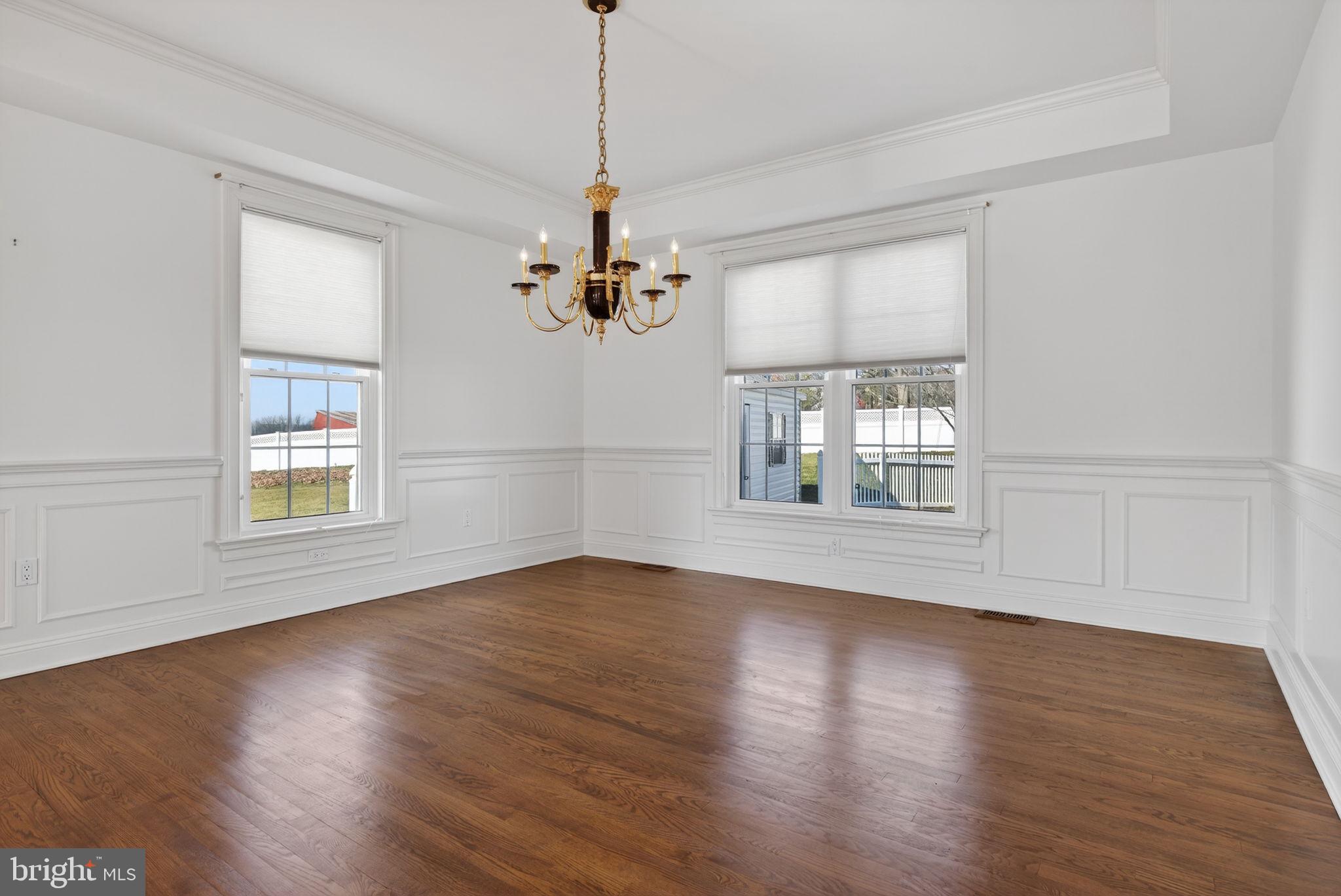 OAK LANE - Residential