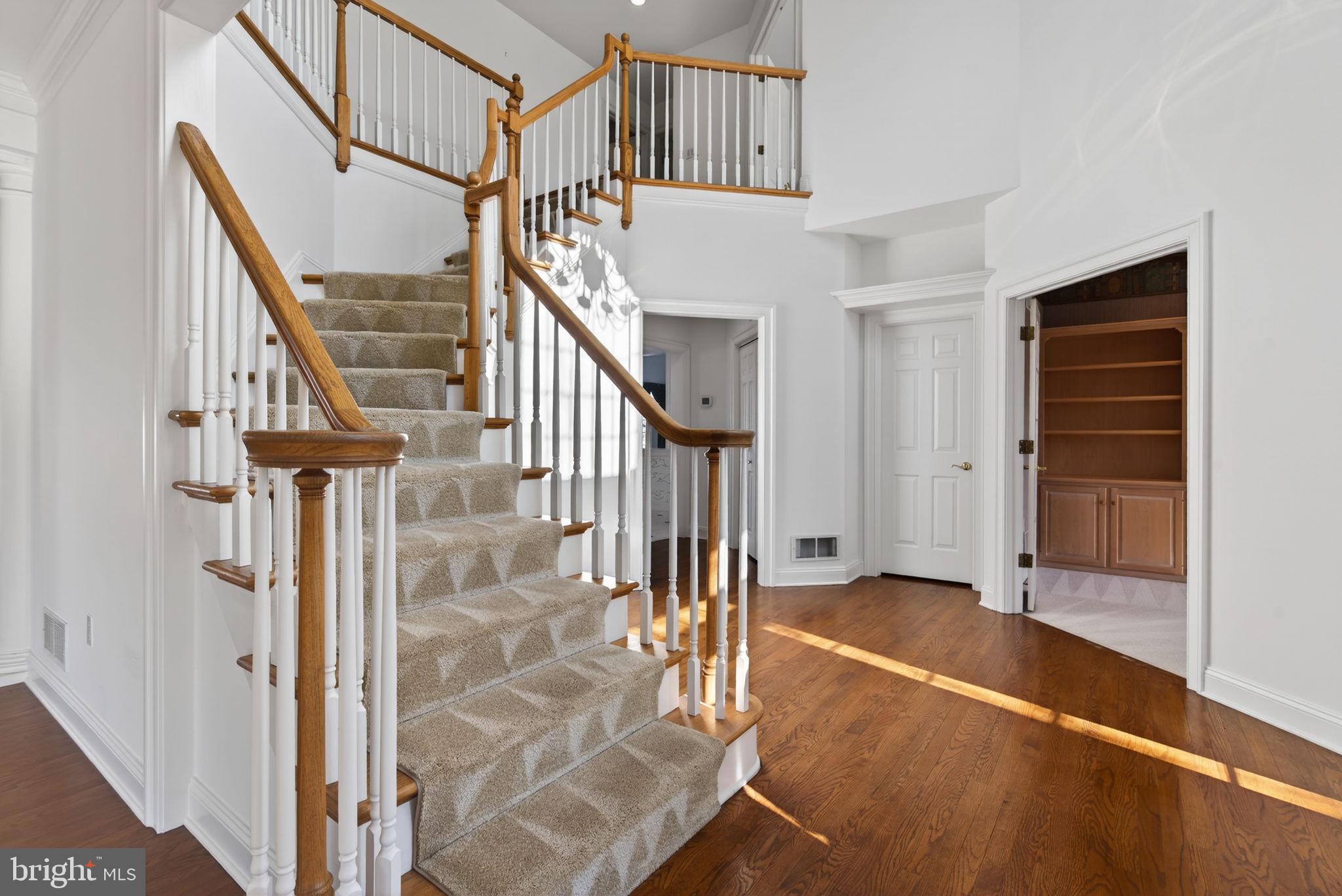 OAK LANE - Residential