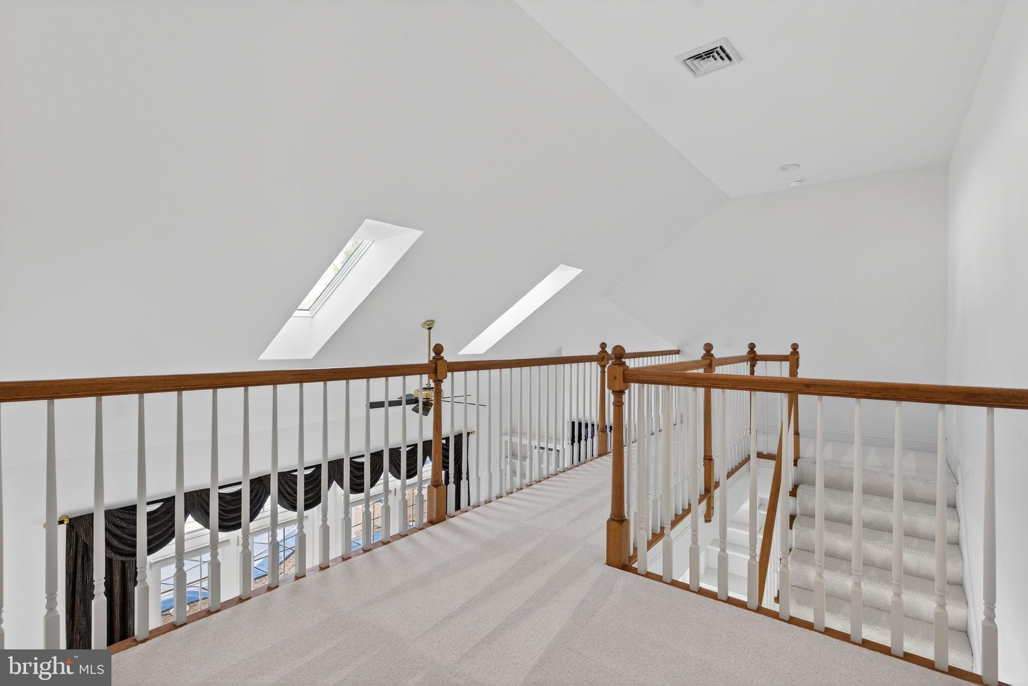 OAK LANE - Residential