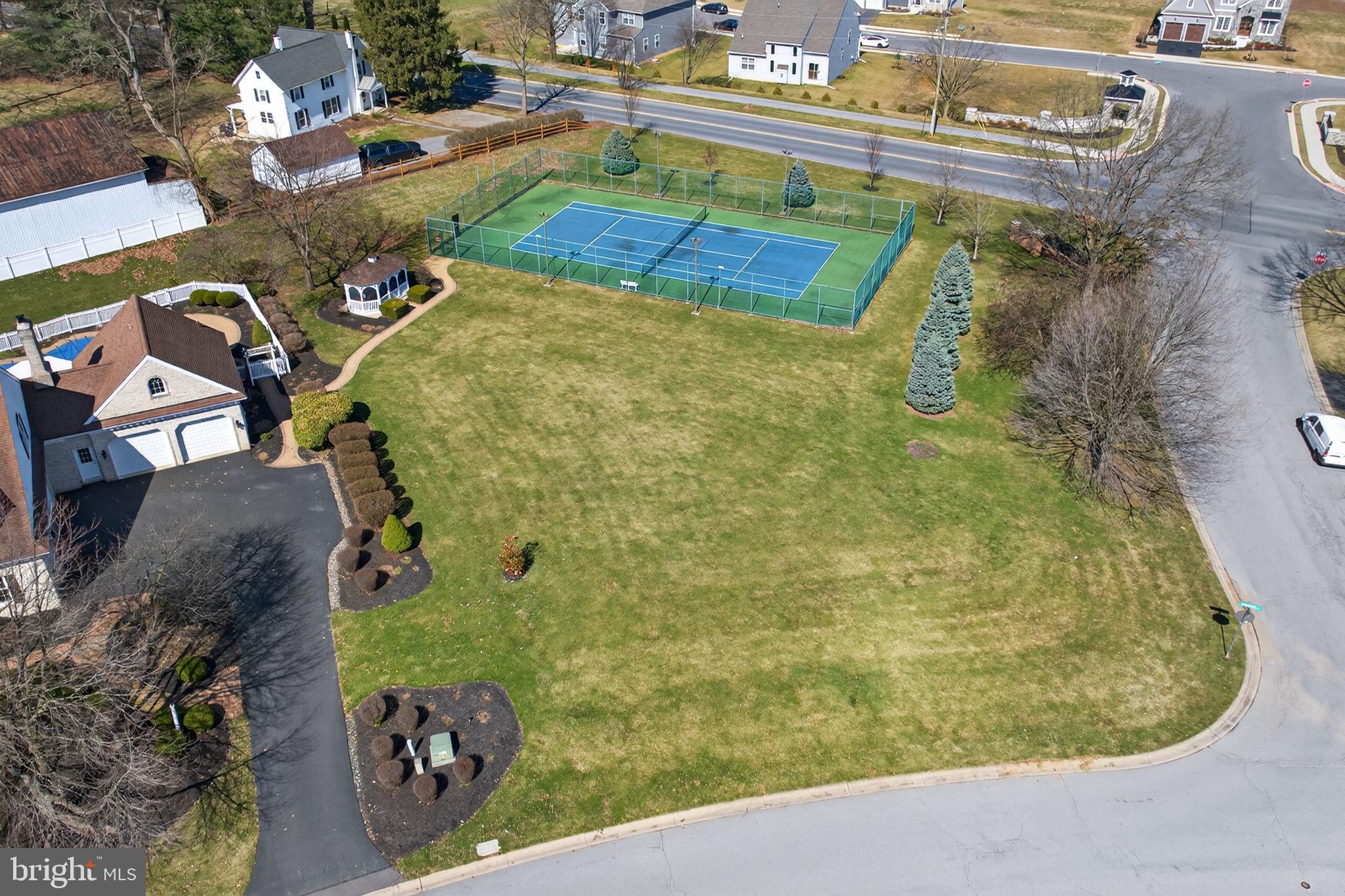 OAK LANE - Residential