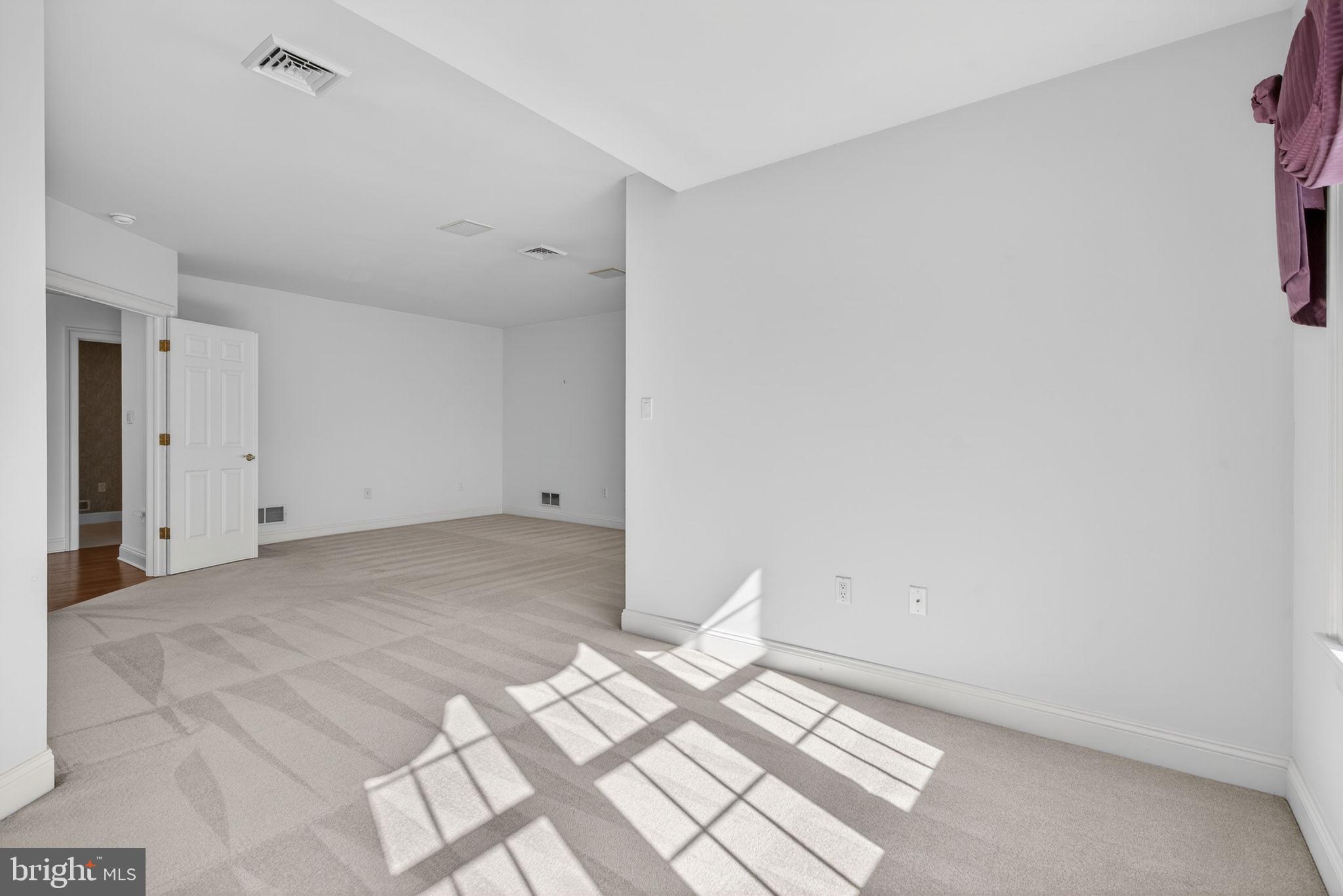 OAK LANE - Residential