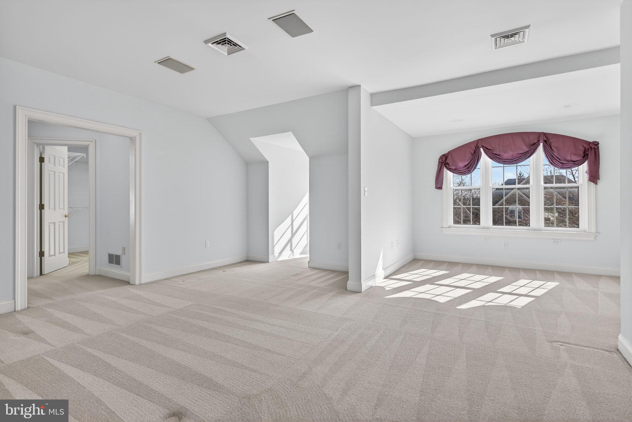 OAK LANE - Residential