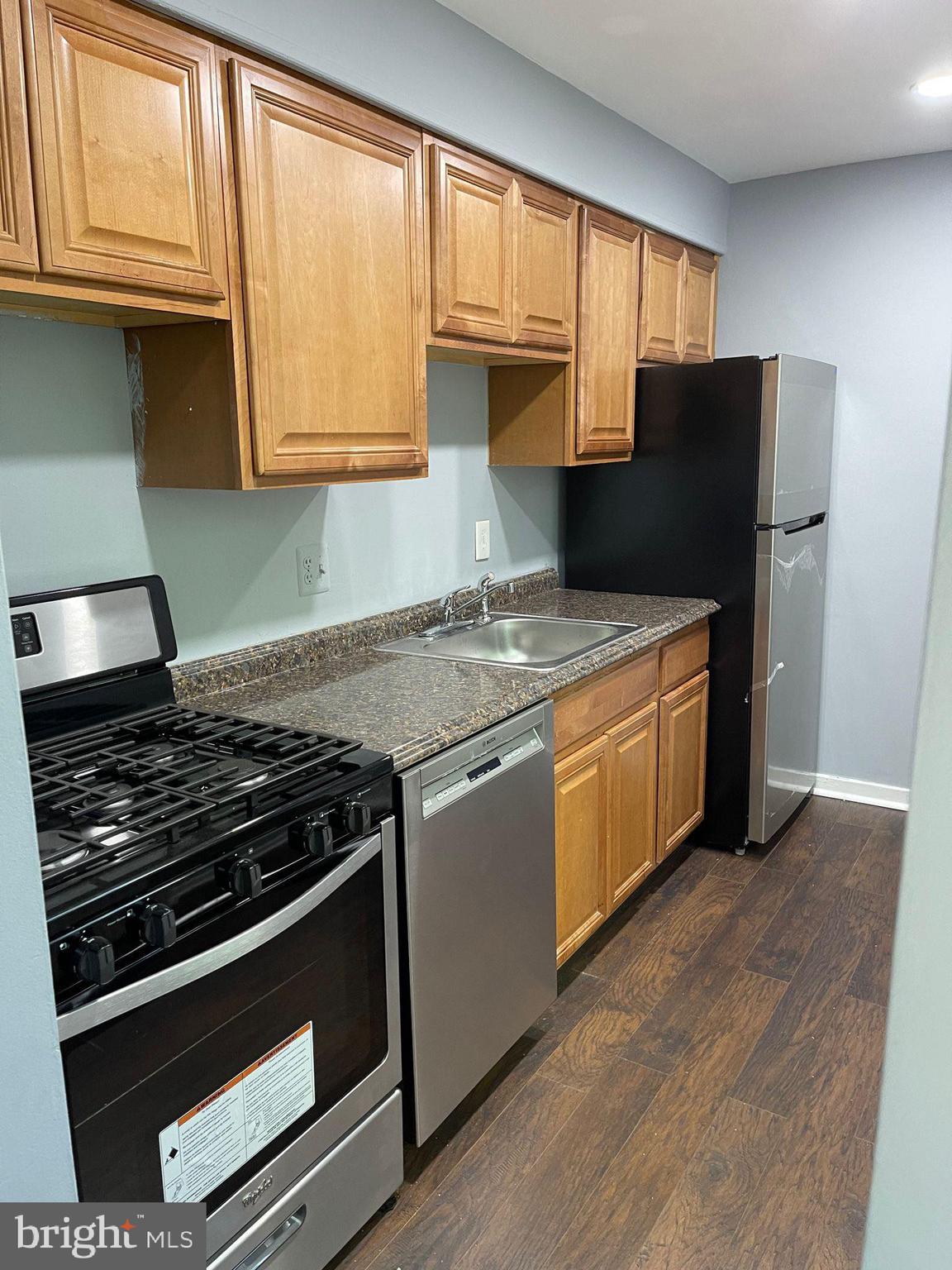 5014 COLUMBIA PIKE 4