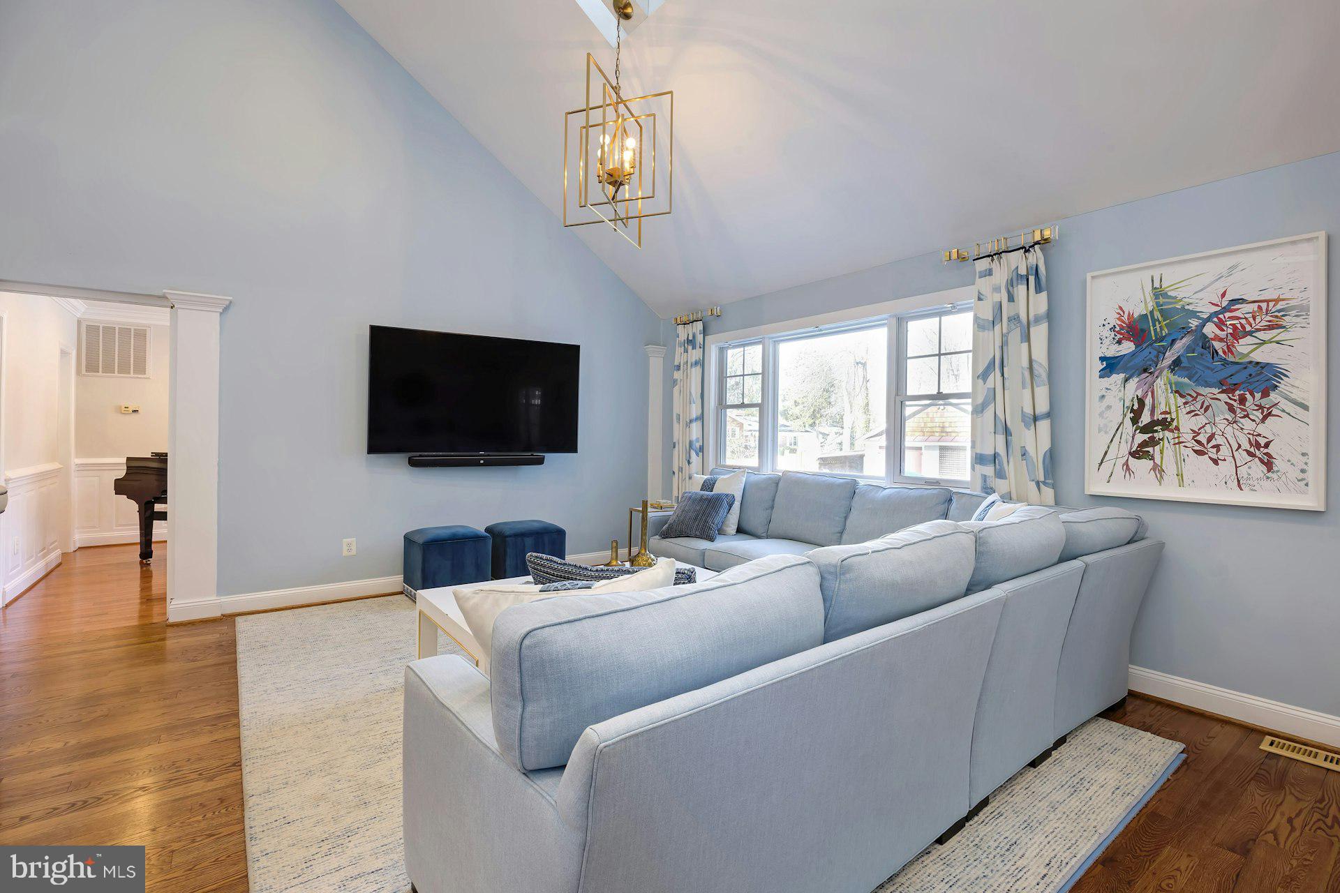 MCHENRY HEIGHTS - Residential