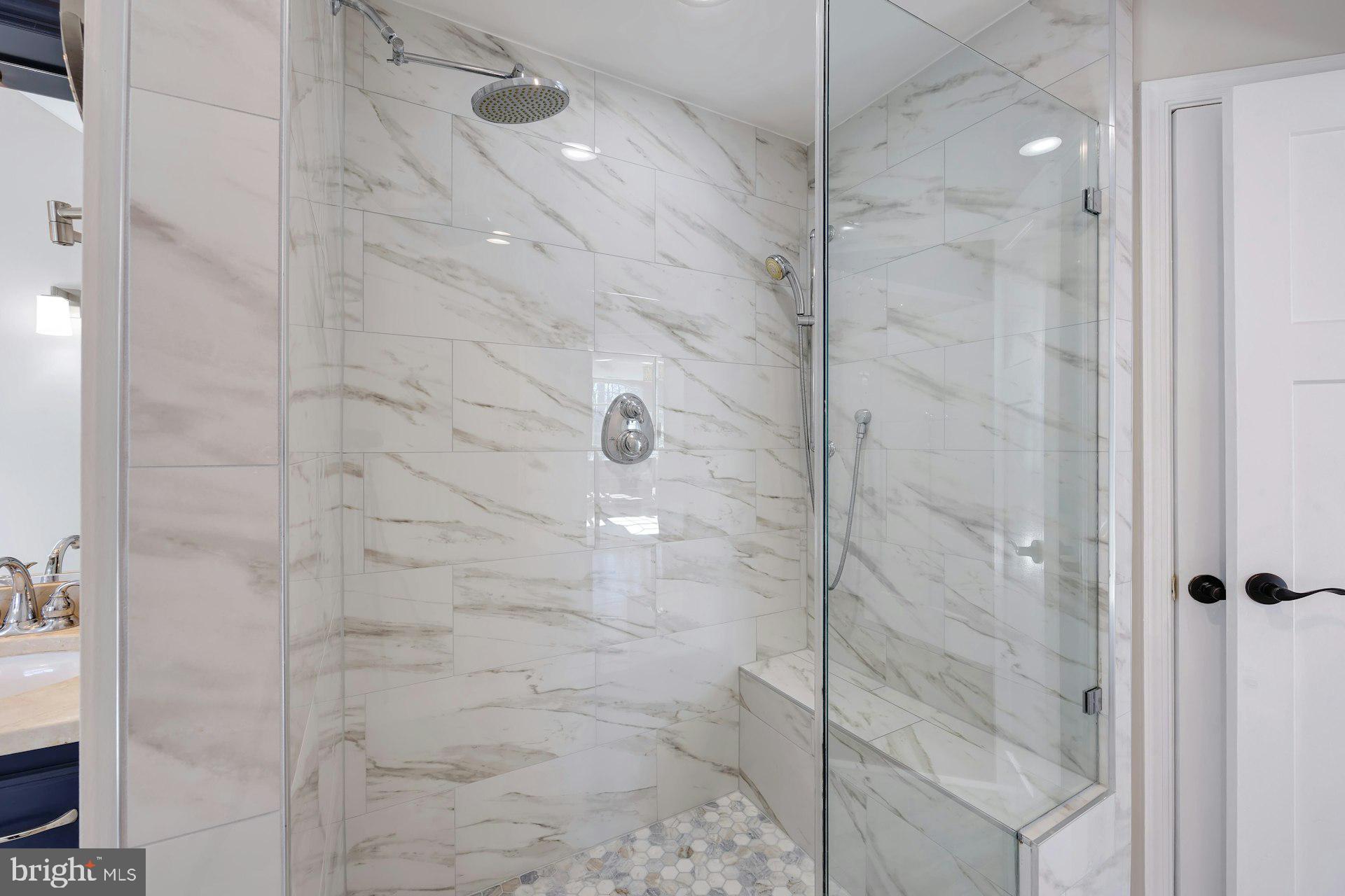 MCHENRY HEIGHTS - Residential