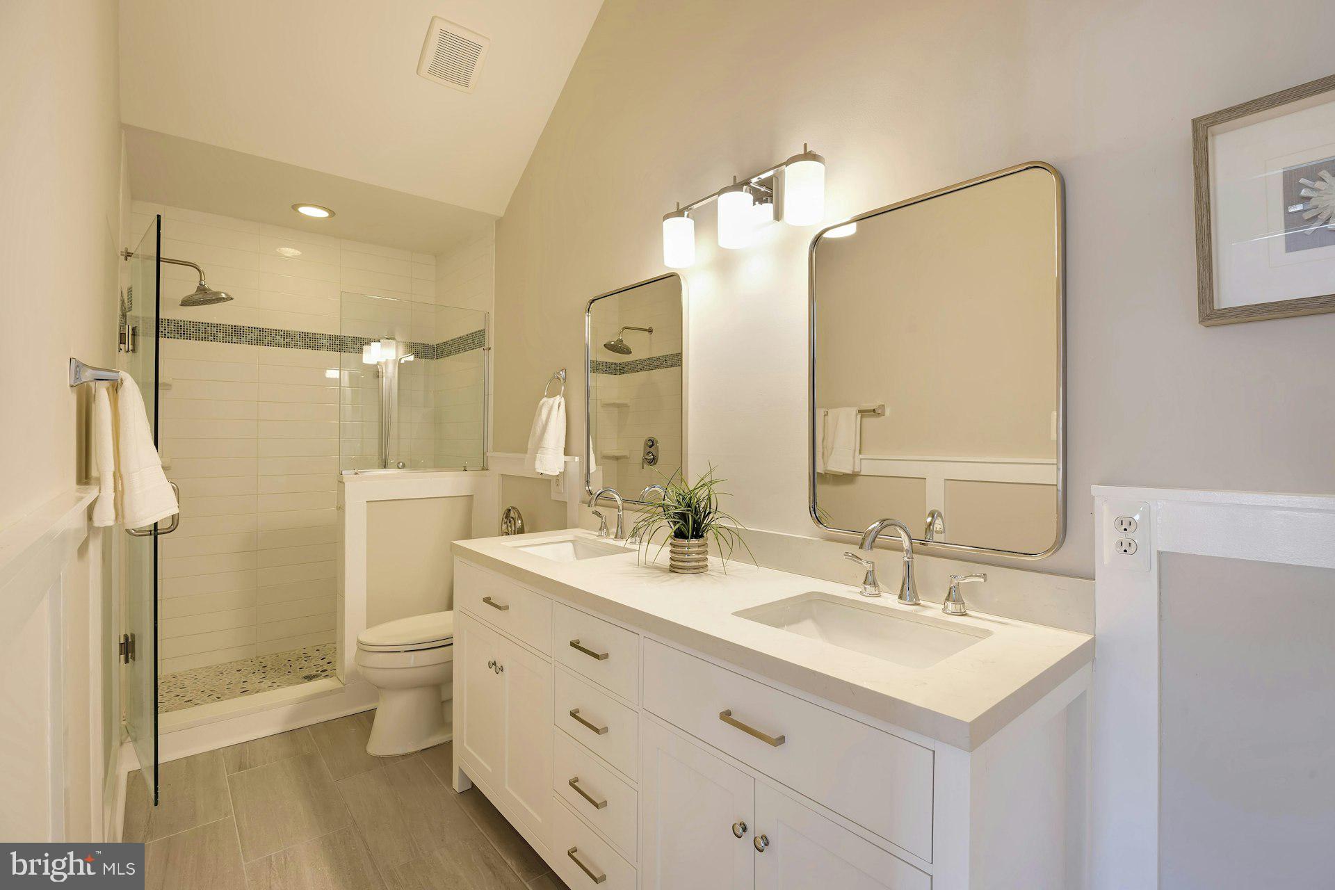 MCHENRY HEIGHTS - Residential