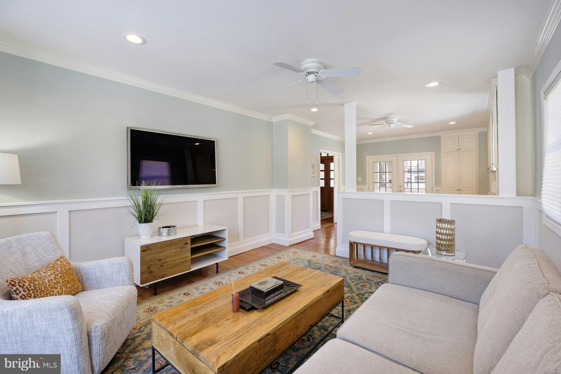 MCHENRY HEIGHTS - Residential