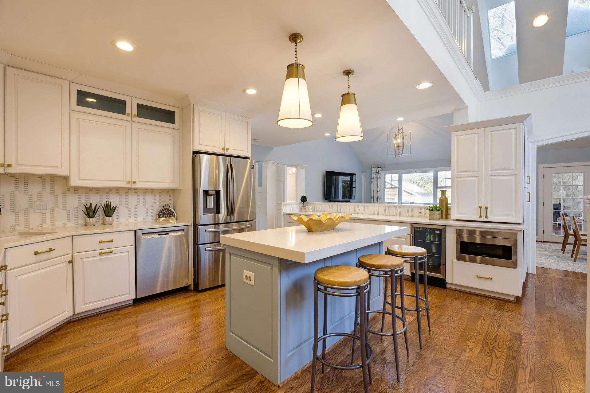 MCHENRY HEIGHTS - Residential