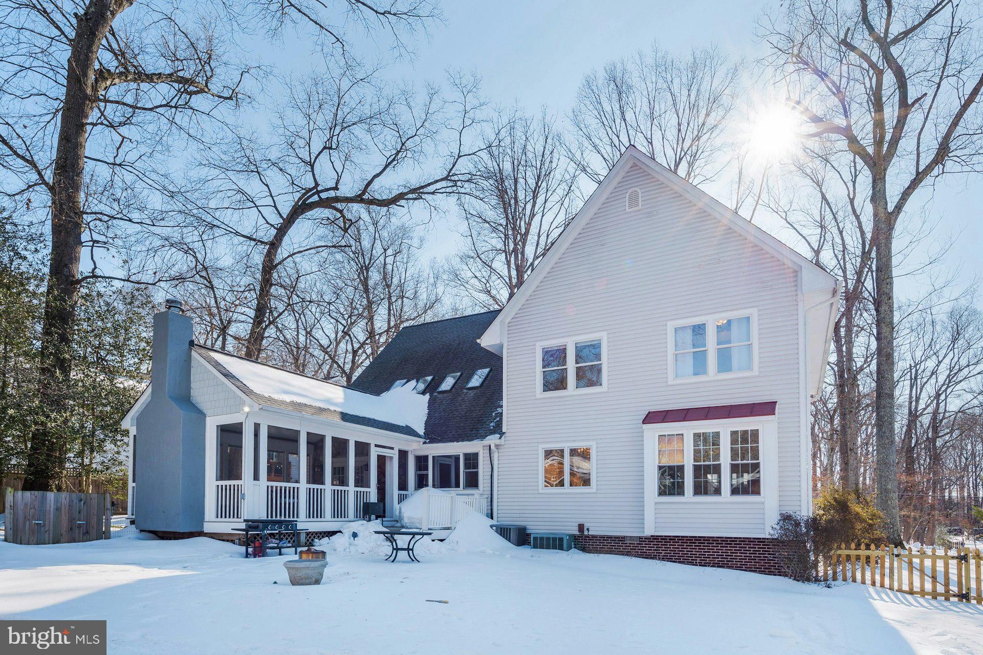 MCHENRY HEIGHTS - Residential