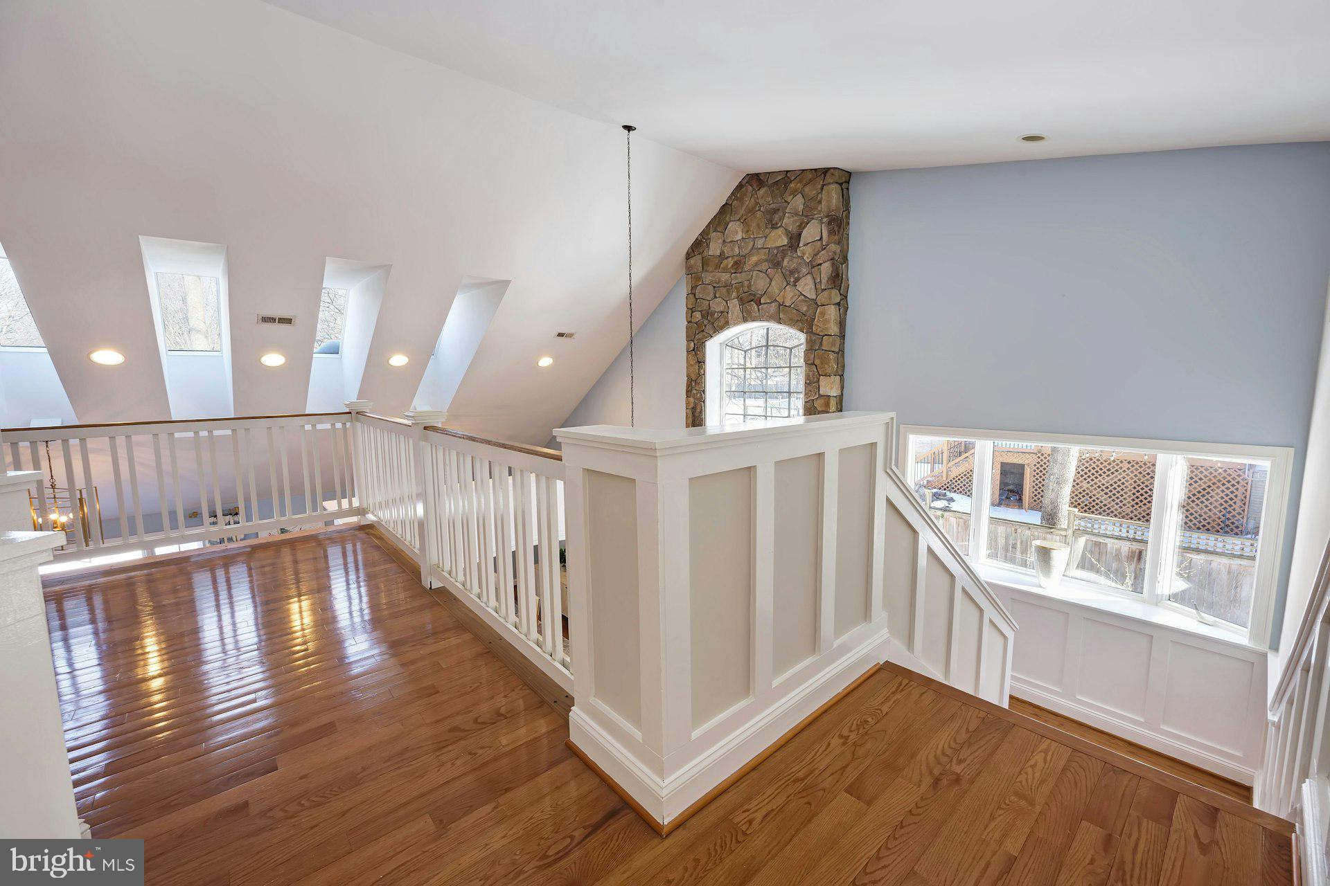 MCHENRY HEIGHTS - Residential