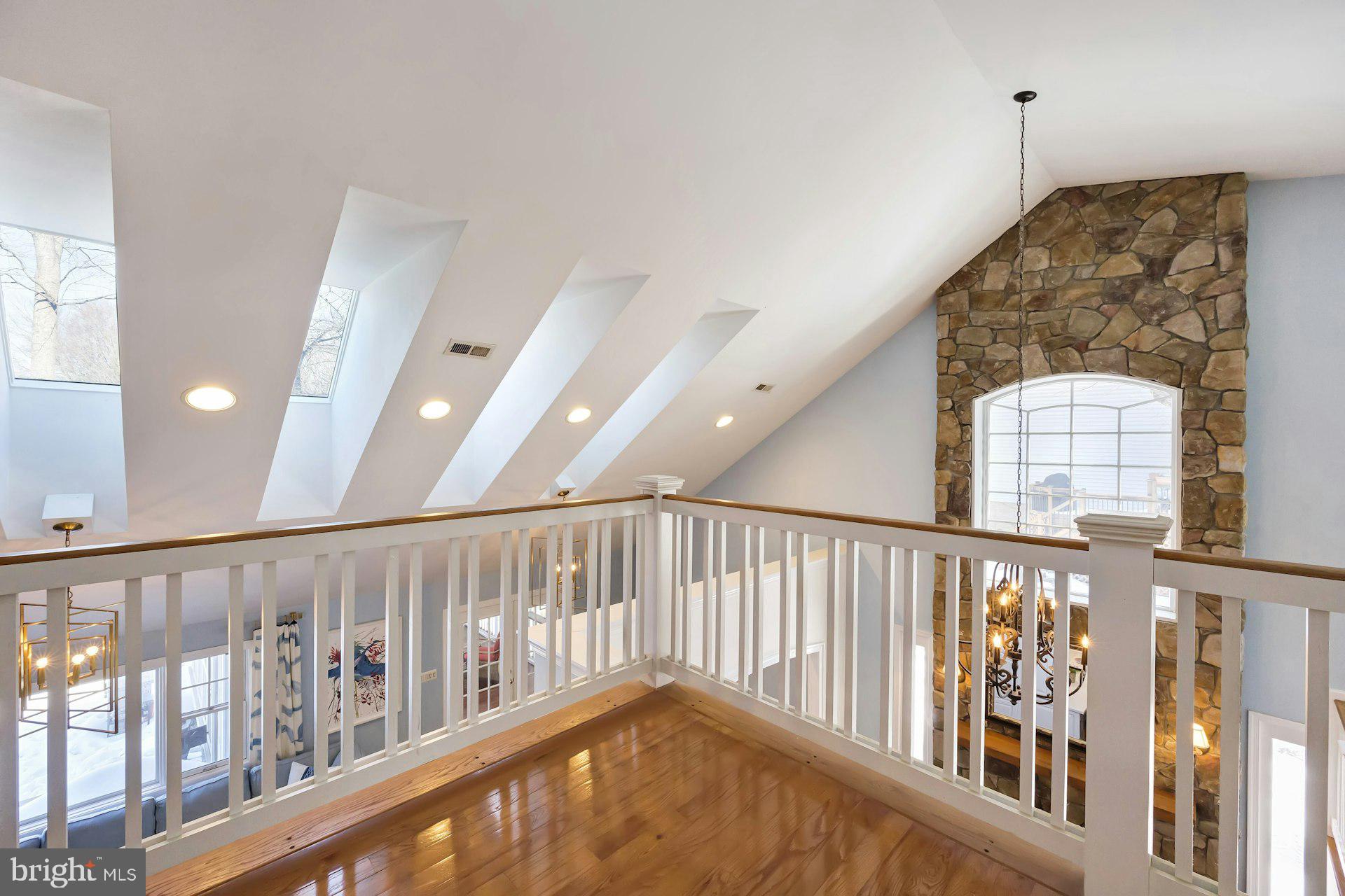 MCHENRY HEIGHTS - Residential