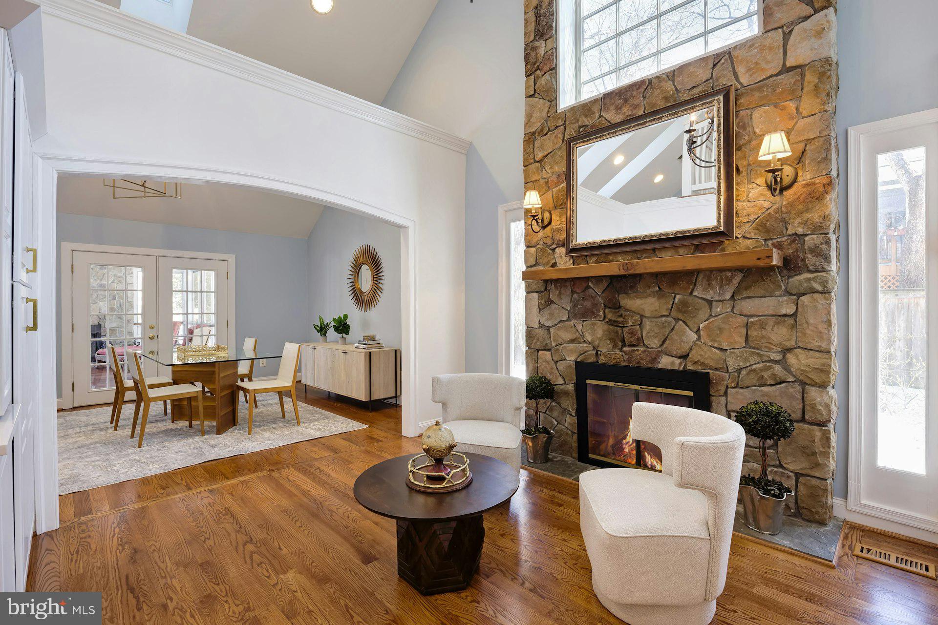 MCHENRY HEIGHTS - Residential