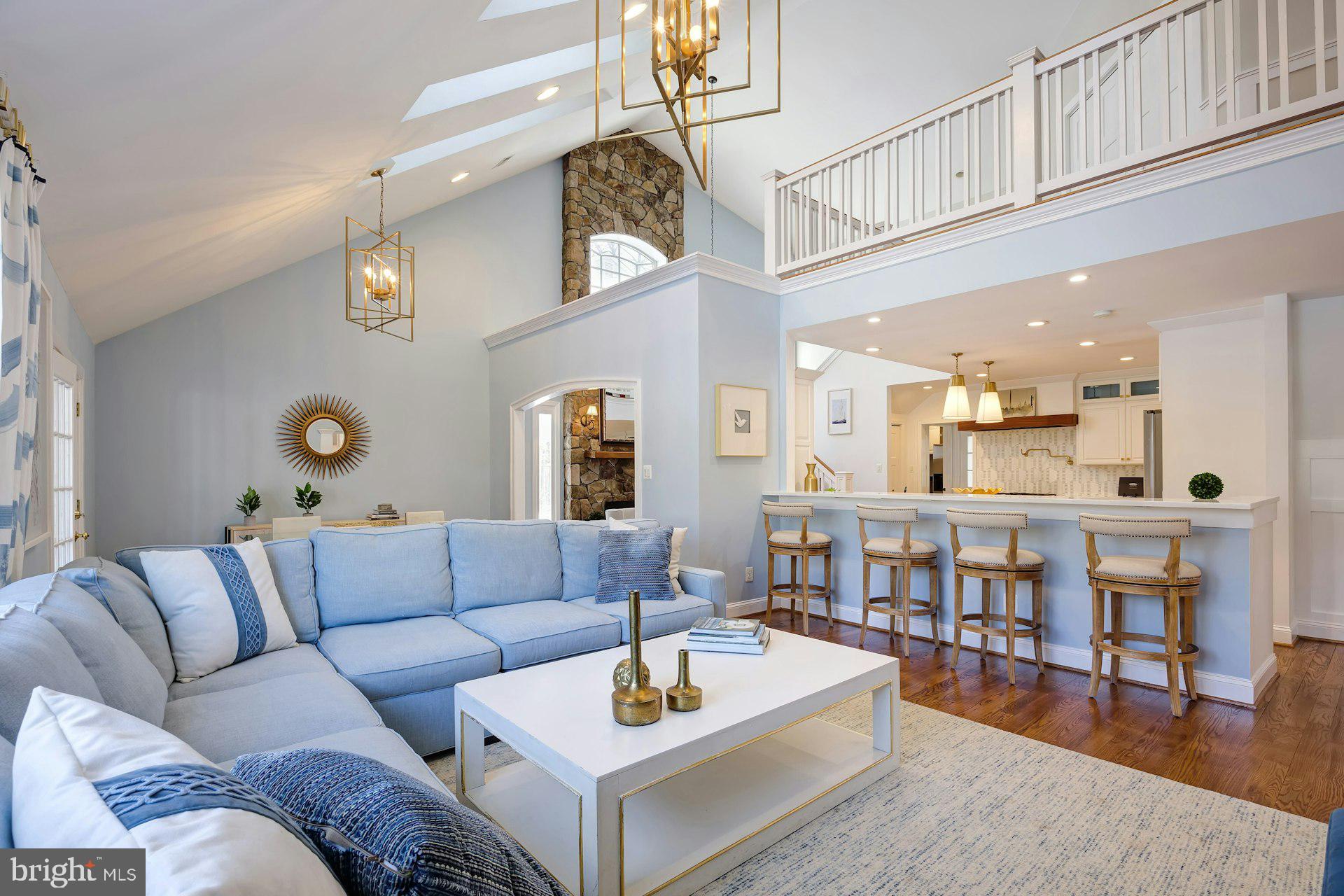 MCHENRY HEIGHTS - Residential