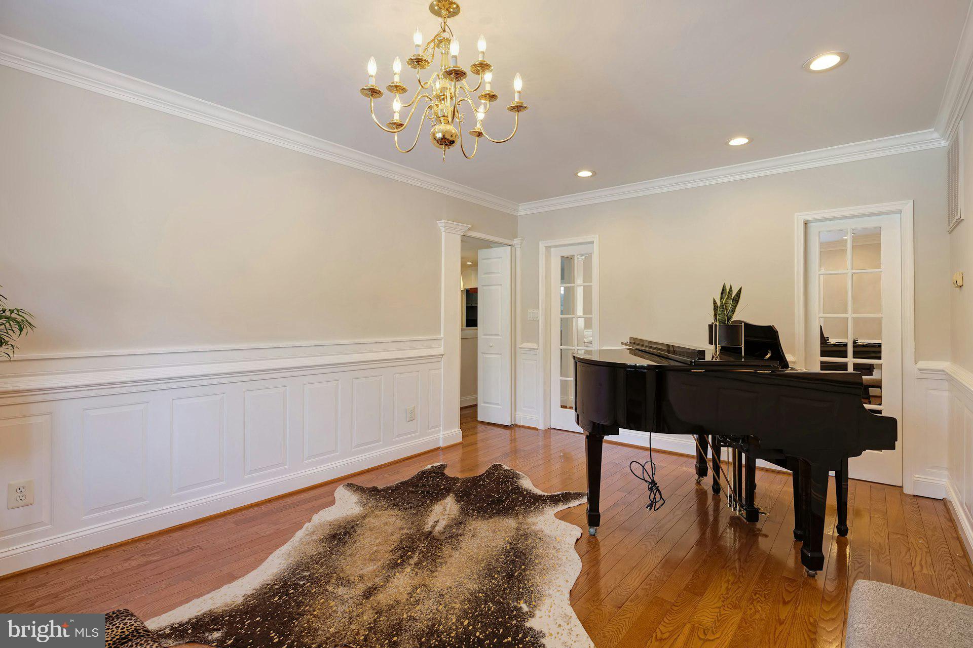 MCHENRY HEIGHTS - Residential