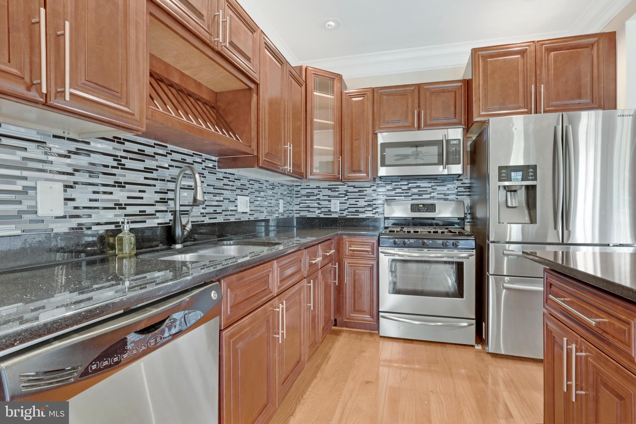 PRINCE WILLIAM COMMONS - Residential