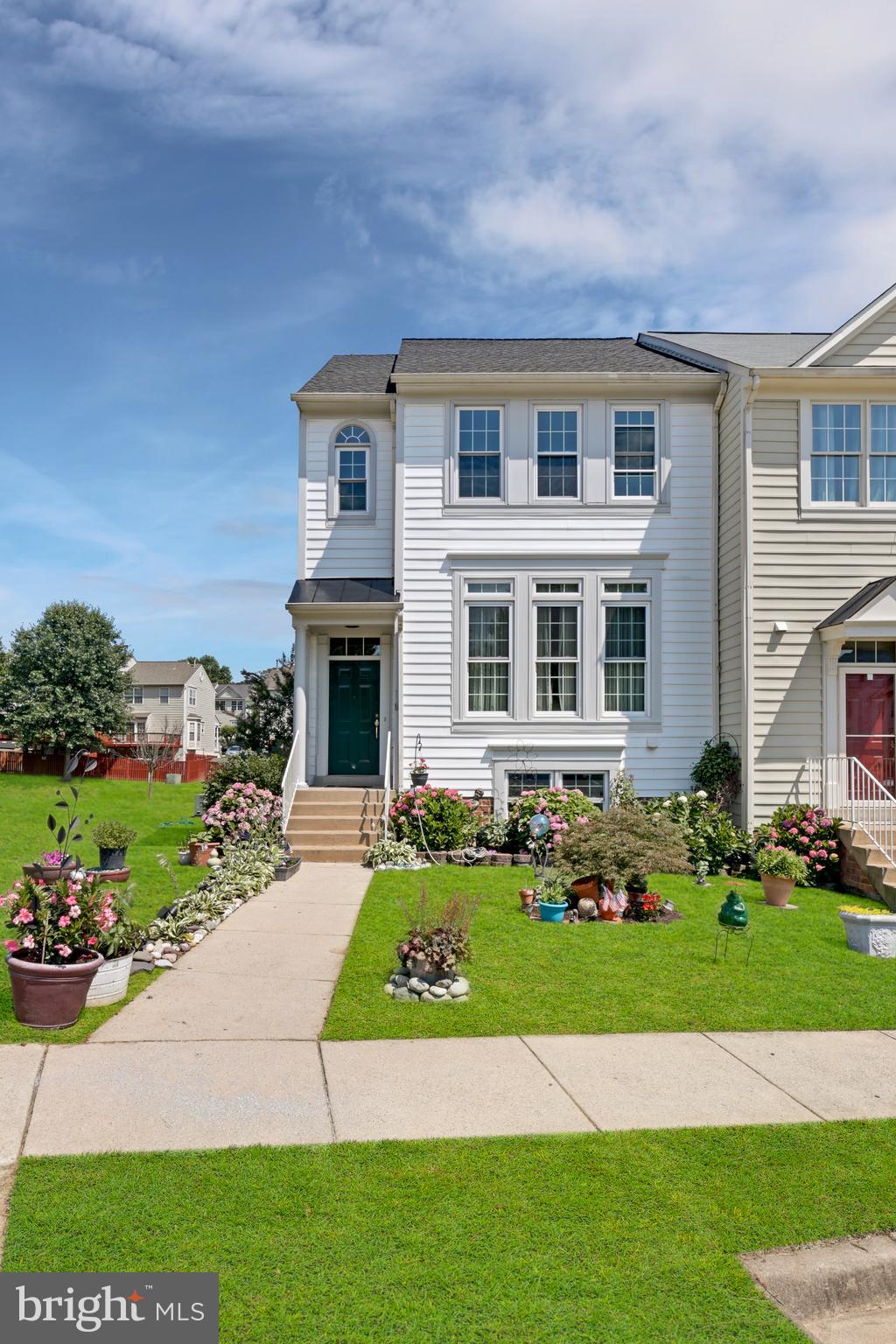 PRINCE WILLIAM COMMONS - Residential