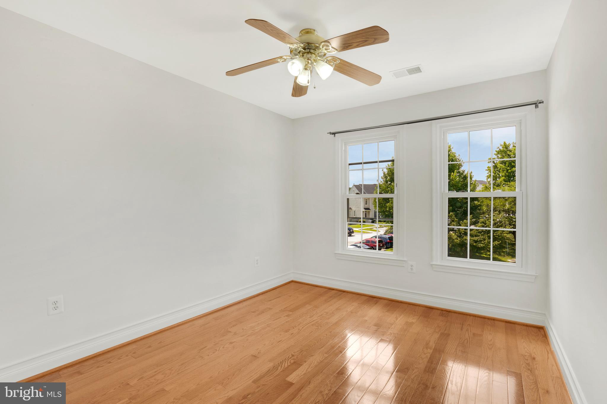 PRINCE WILLIAM COMMONS - Residential