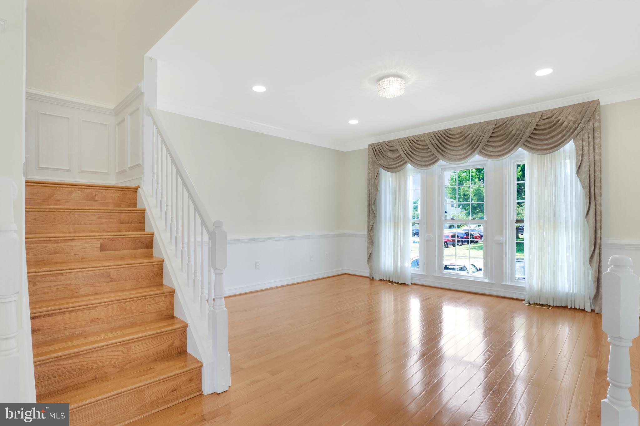 PRINCE WILLIAM COMMONS - Residential