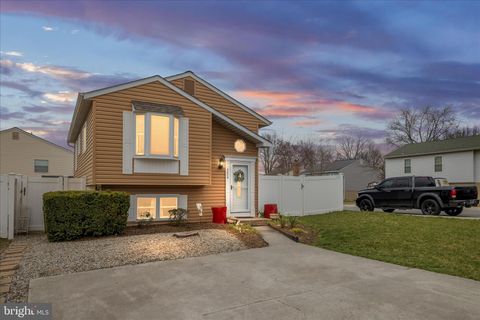 Photo of 8076 Outing Avenue, PASADENA, MD 21122 (MLS # MDAA2137128)